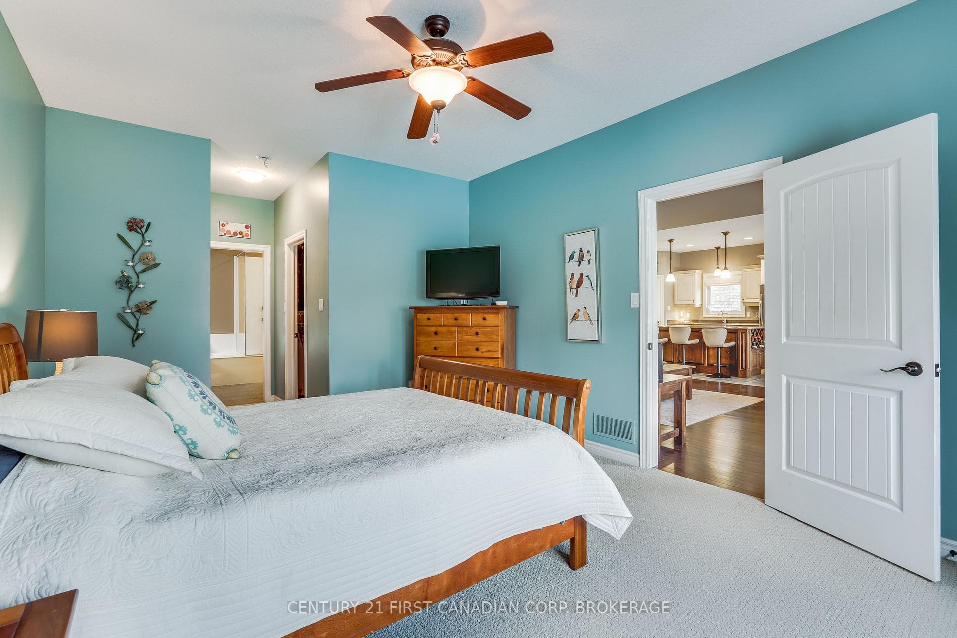 76 Sloan Drive photo 41