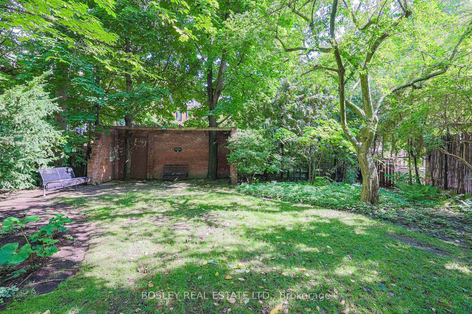 40 Oaklands Avenue Unit 107 photo 40