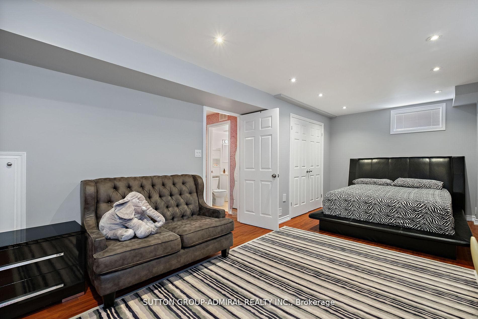 11 Thistle Avenue photo 31
