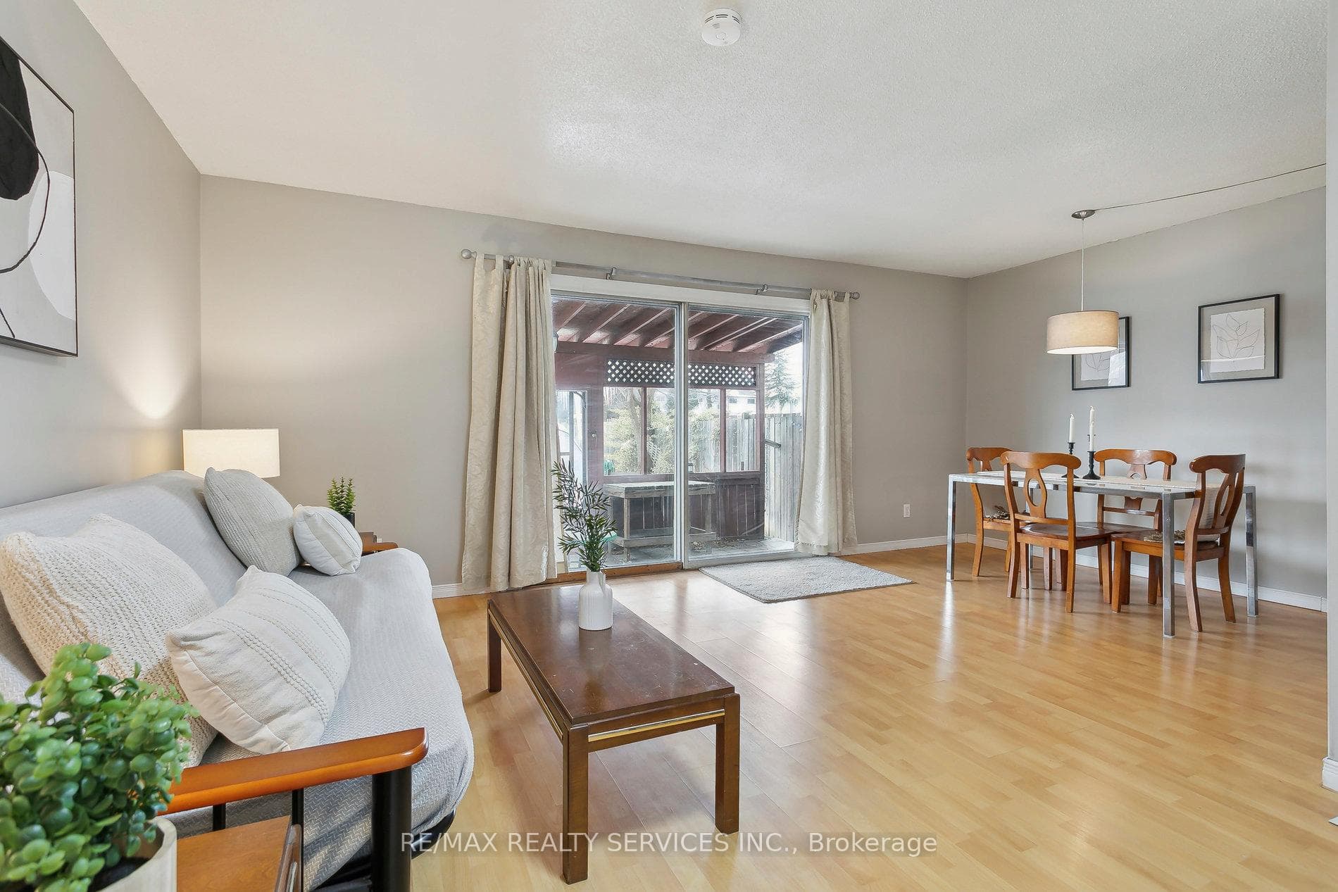 101 Greene Drive photo 18