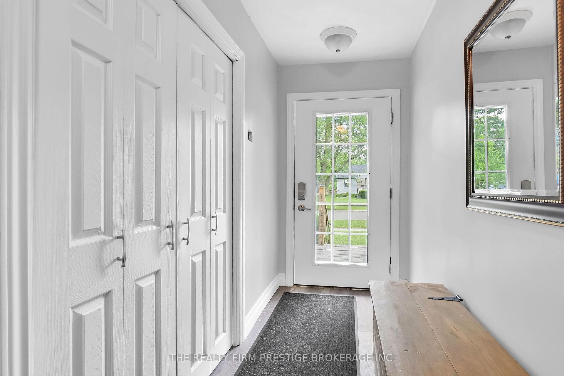 1865 Park Avenue photo 3