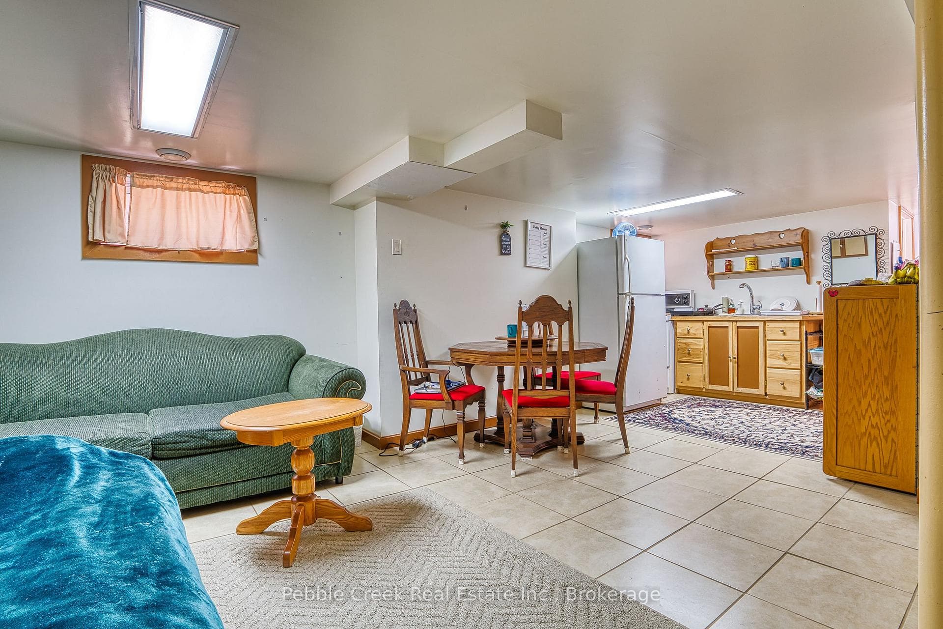 kitchen/living room in basement