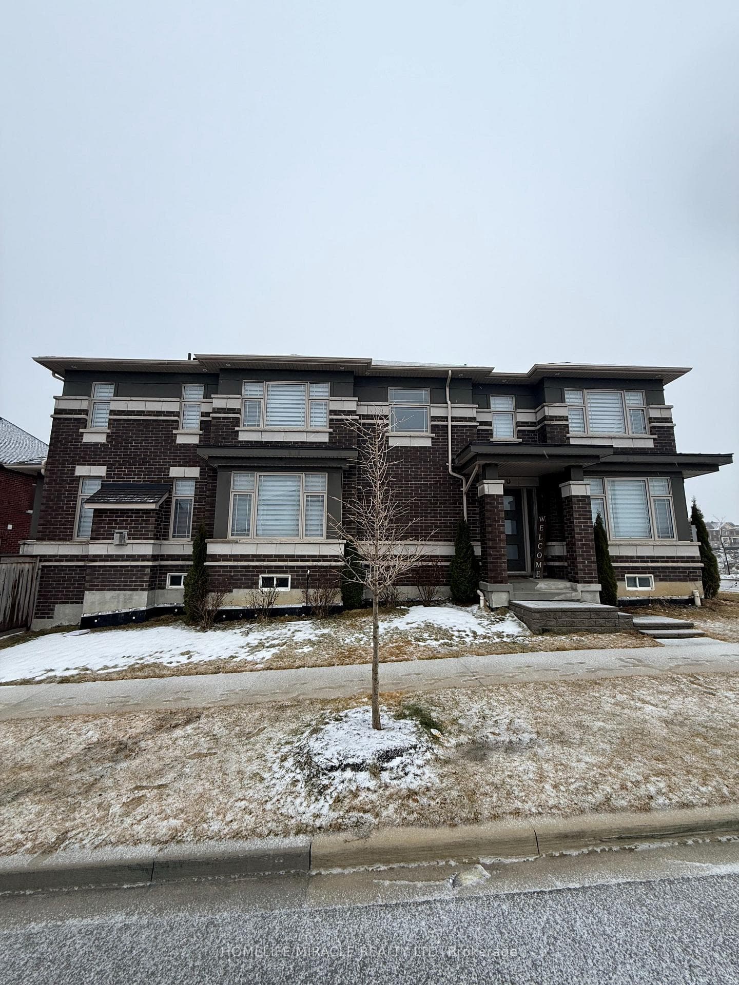 2455 Hibiscus Drive photo 4