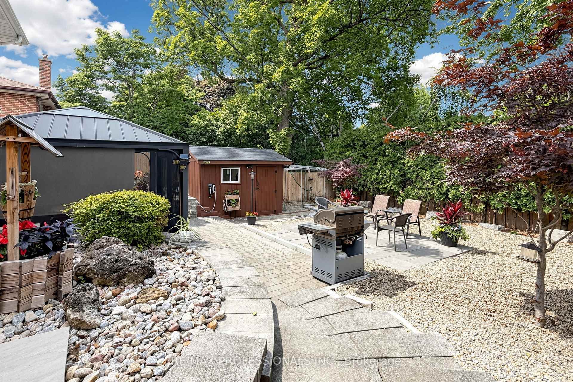 17 Barwell Crescent photo 28