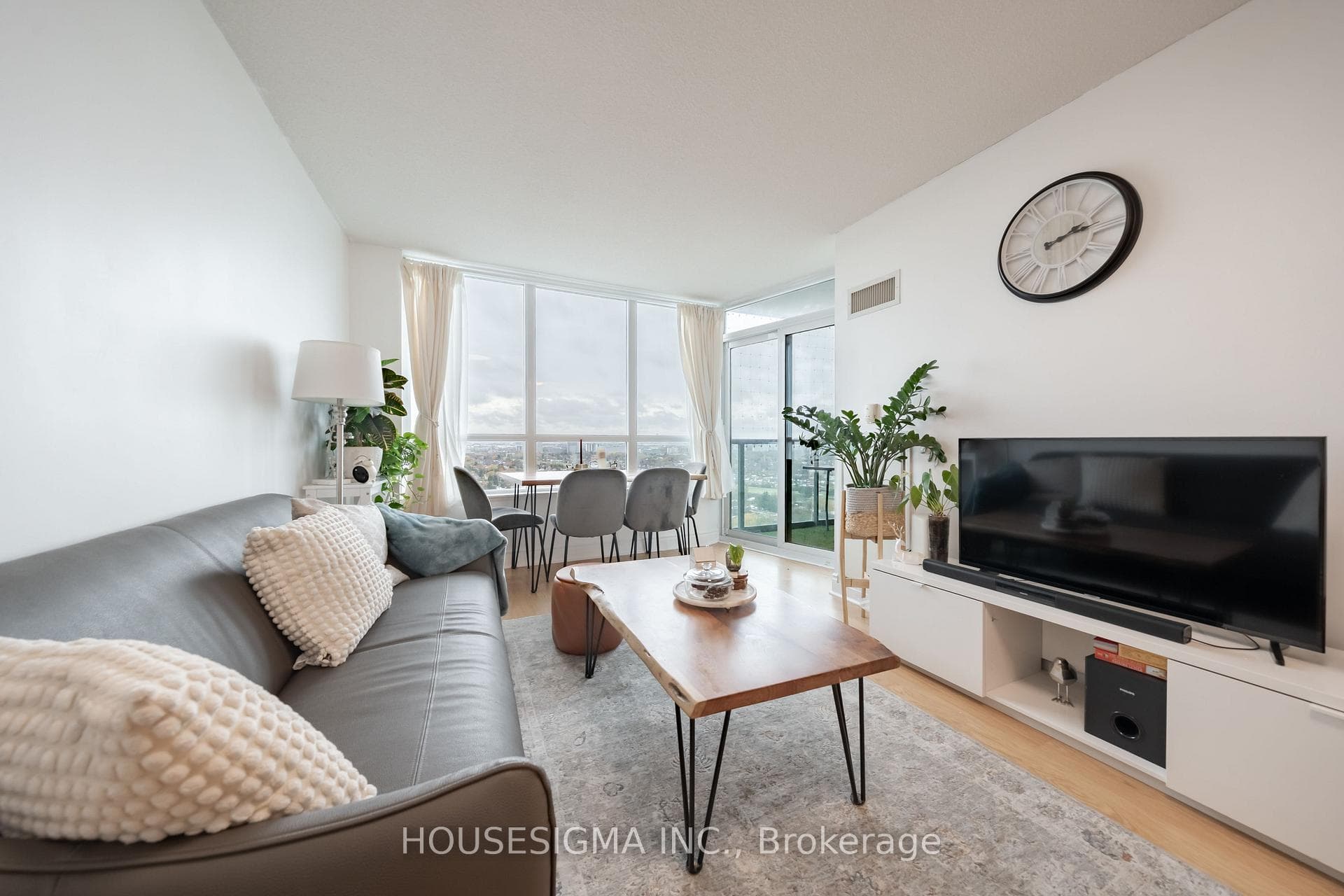 15 Greenview Avenue Unit 2508 photo 4