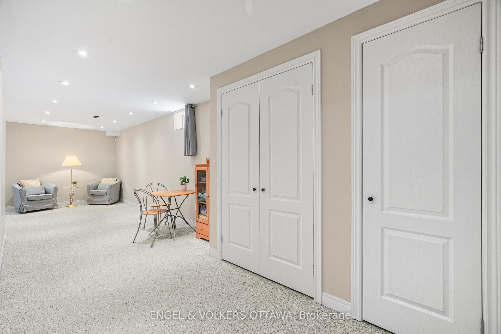 36 Newborough Crescent photo 29