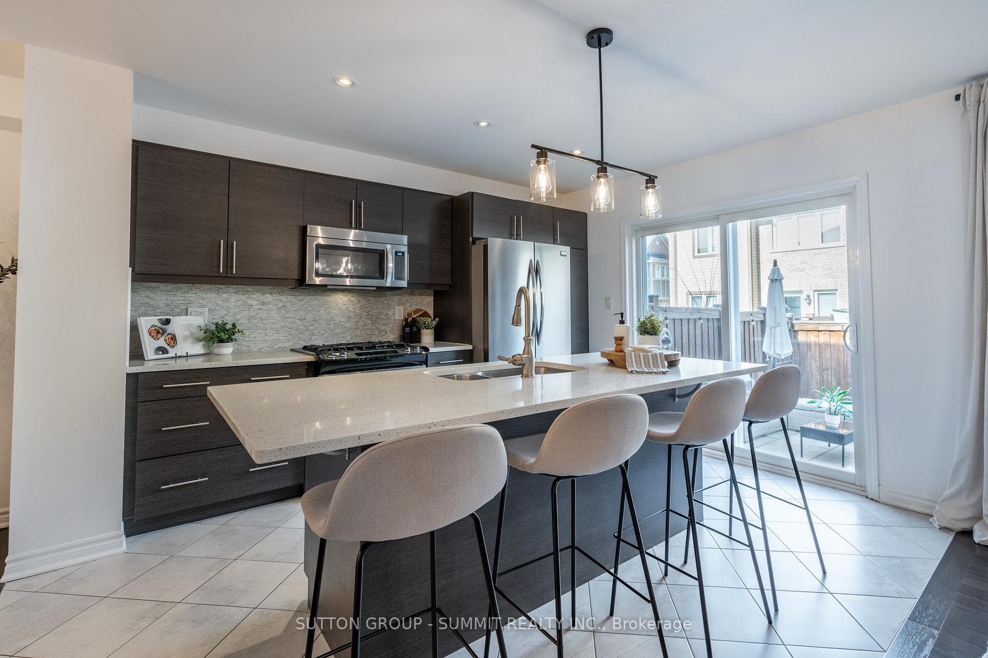 70 Reichert Court photo 9