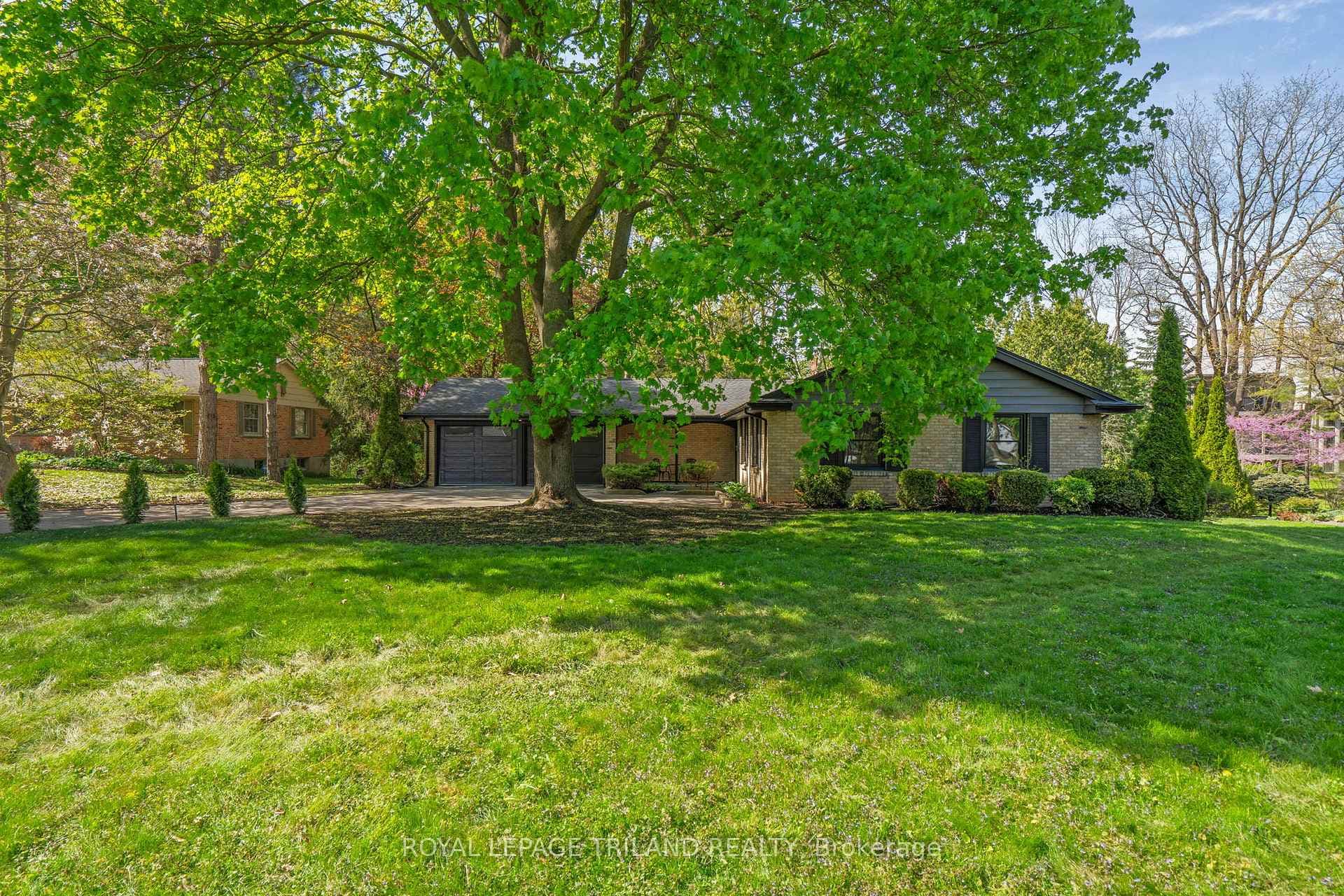 791 Haighton Road photo 2