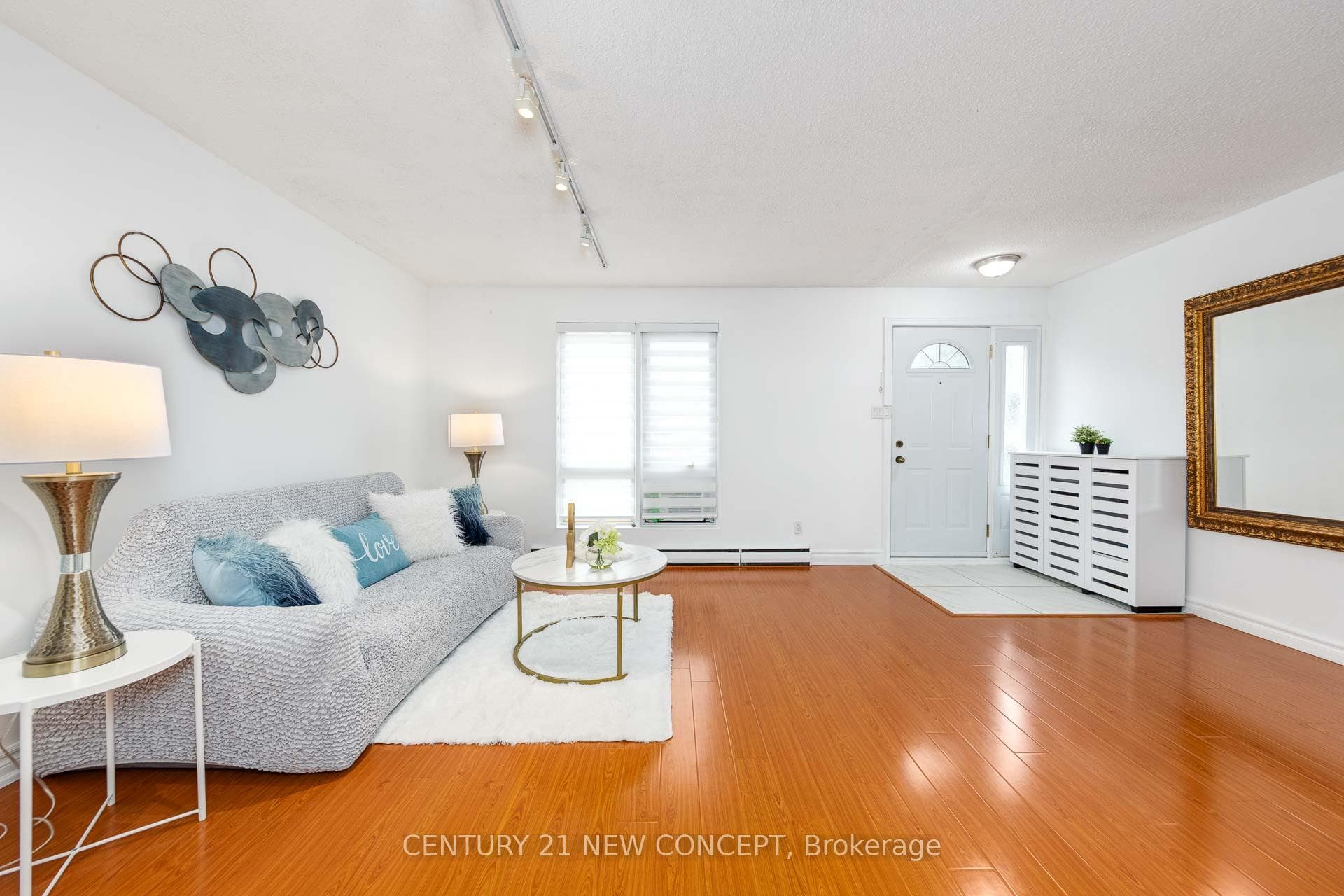 1310 Gulleden Drive Unit 13 photo 4
