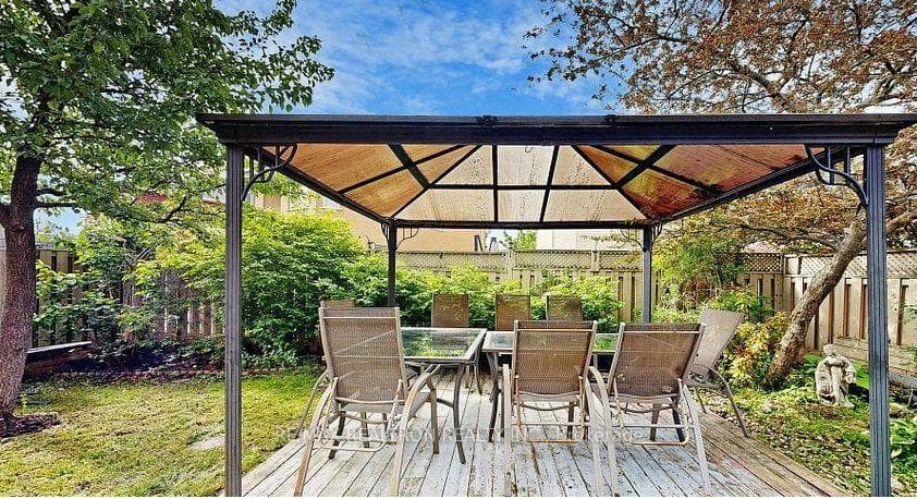 215 Drummond Drive photo 26