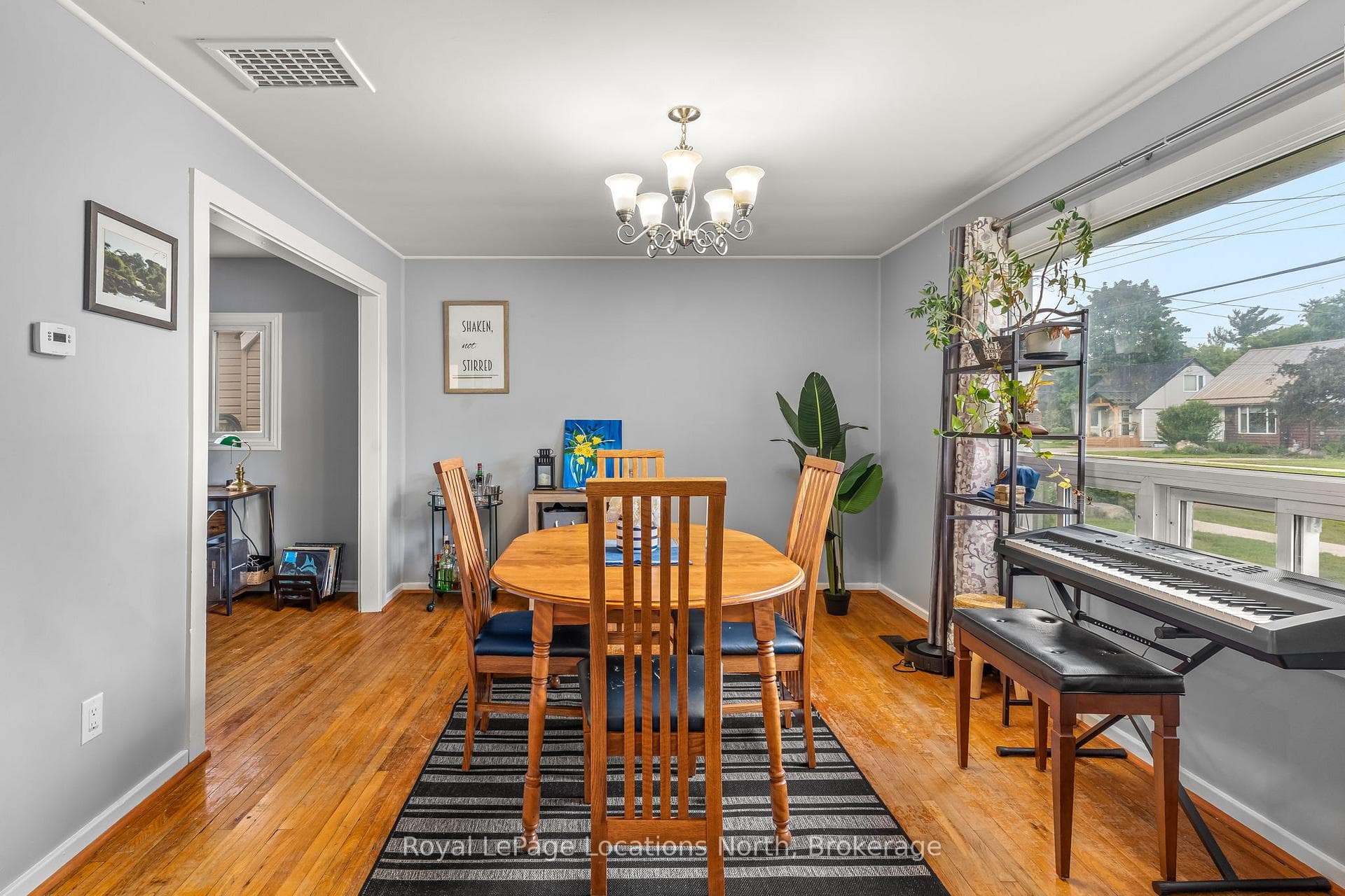 520 Maple Street photo 7
