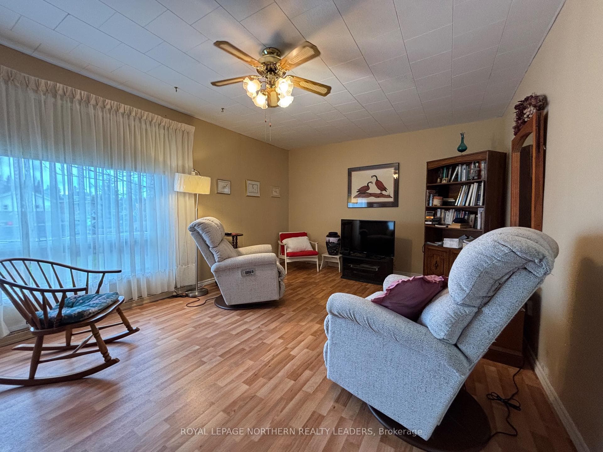270 Ninth Avenue photo 12
