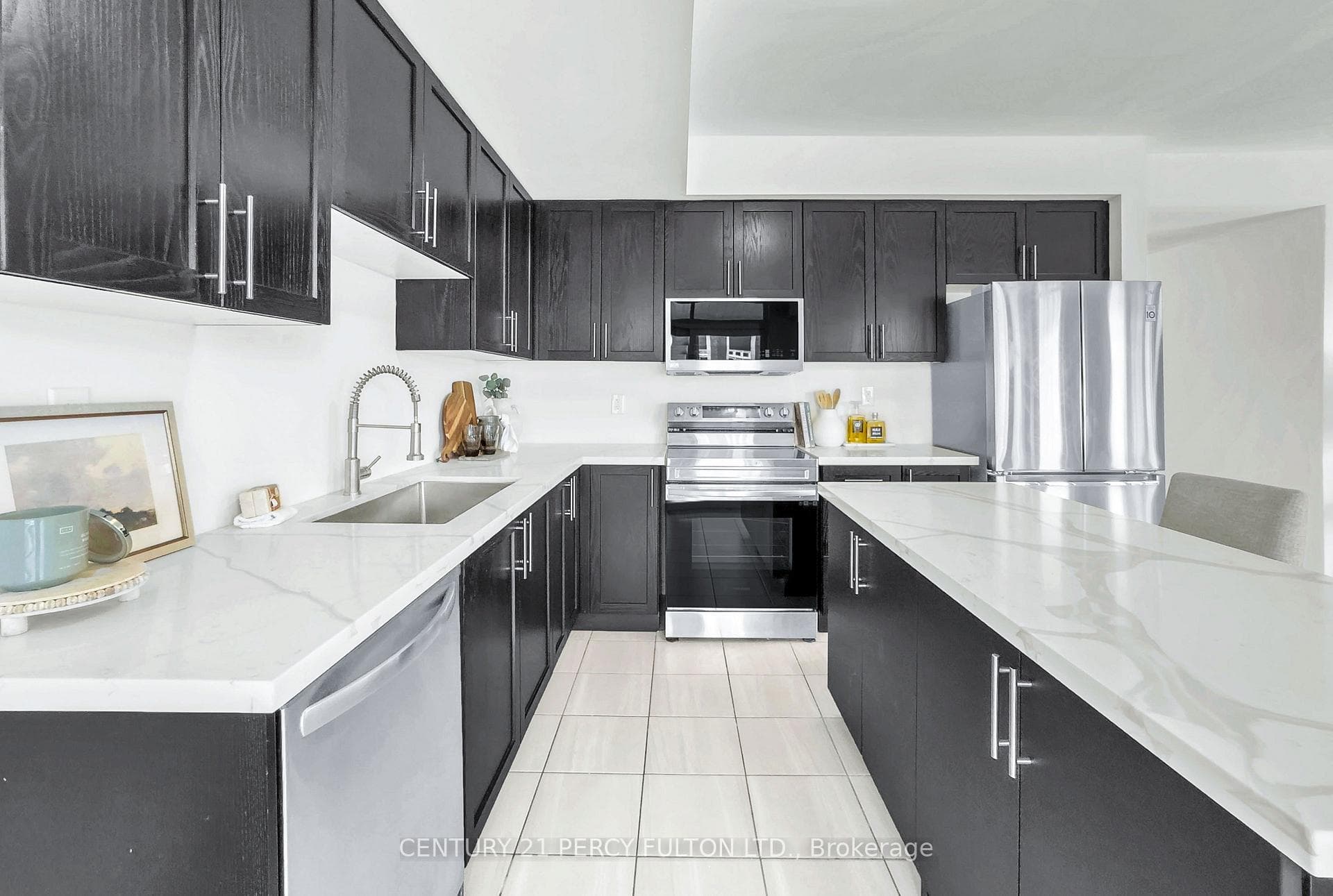 2540 William Jackson Drive Unit 110 photo 21