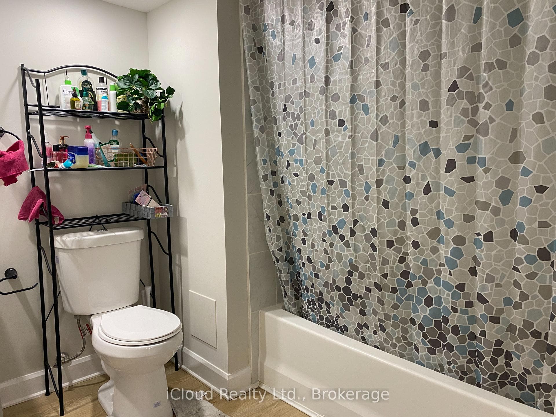 37 Homestead Way Unit Basemnt photo 3