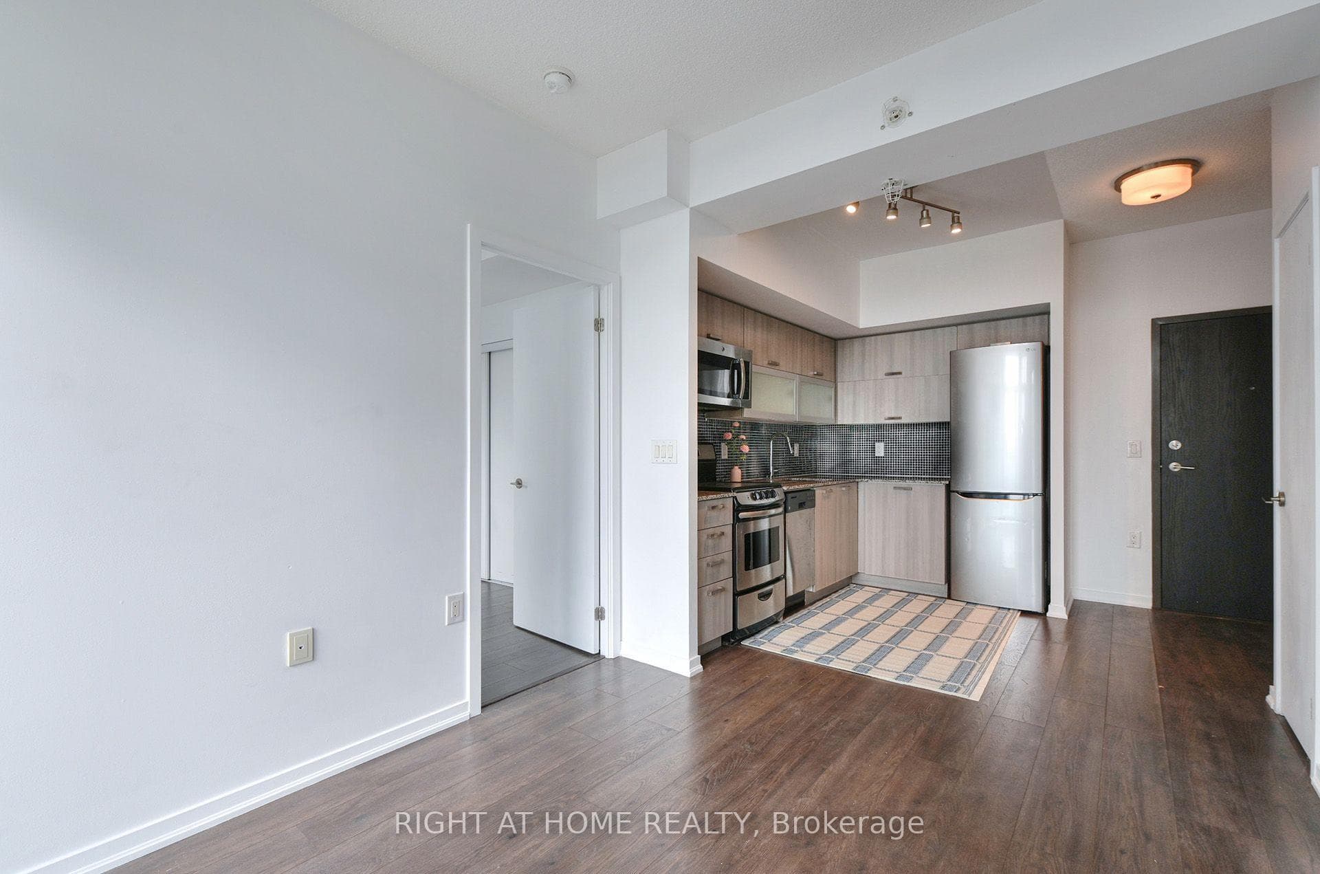 36 Lisgar Street Unit 1511 photo 16