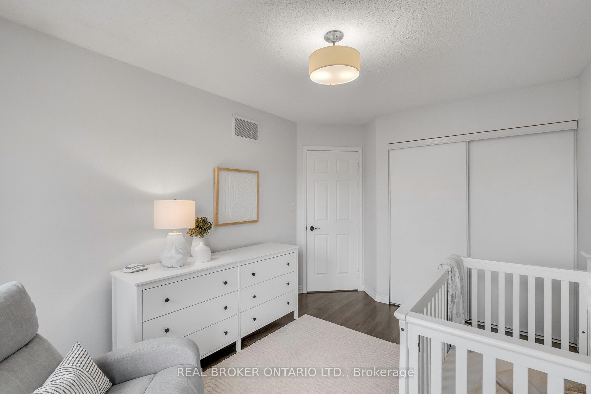 93 Gollins Drive photo 19