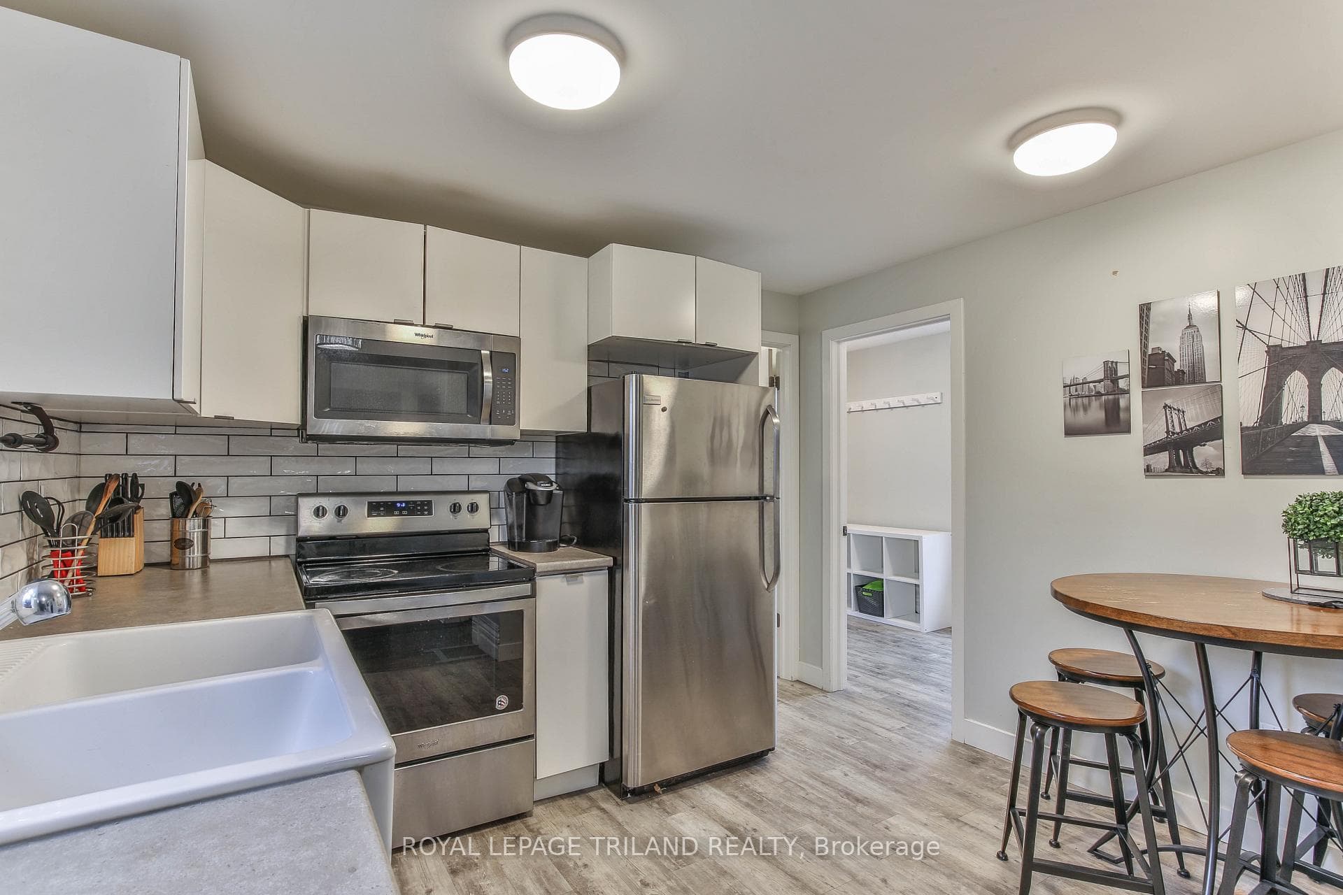 918 William Street Unit #Upper photo 4