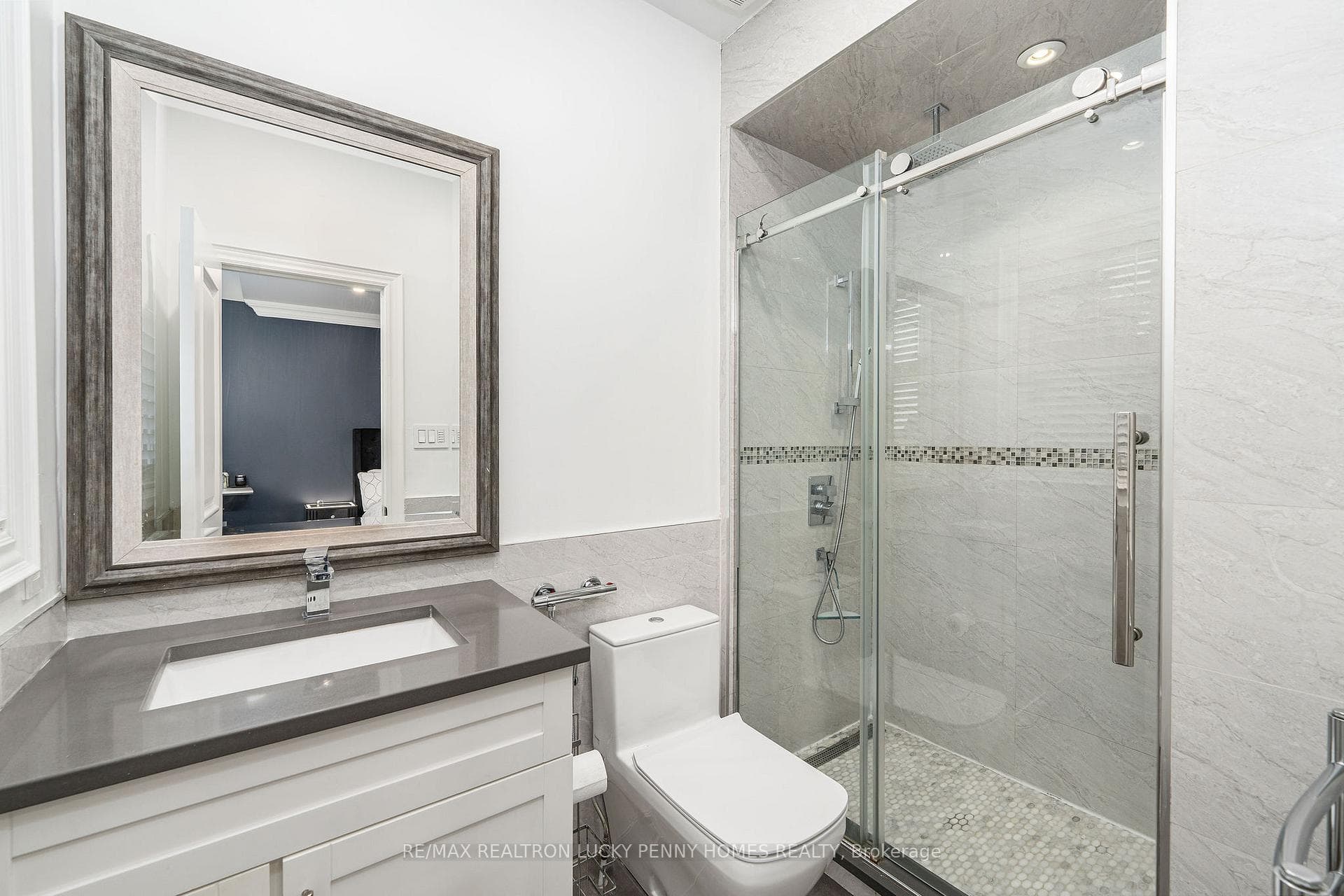 30 Bernadotte Drive photo 26