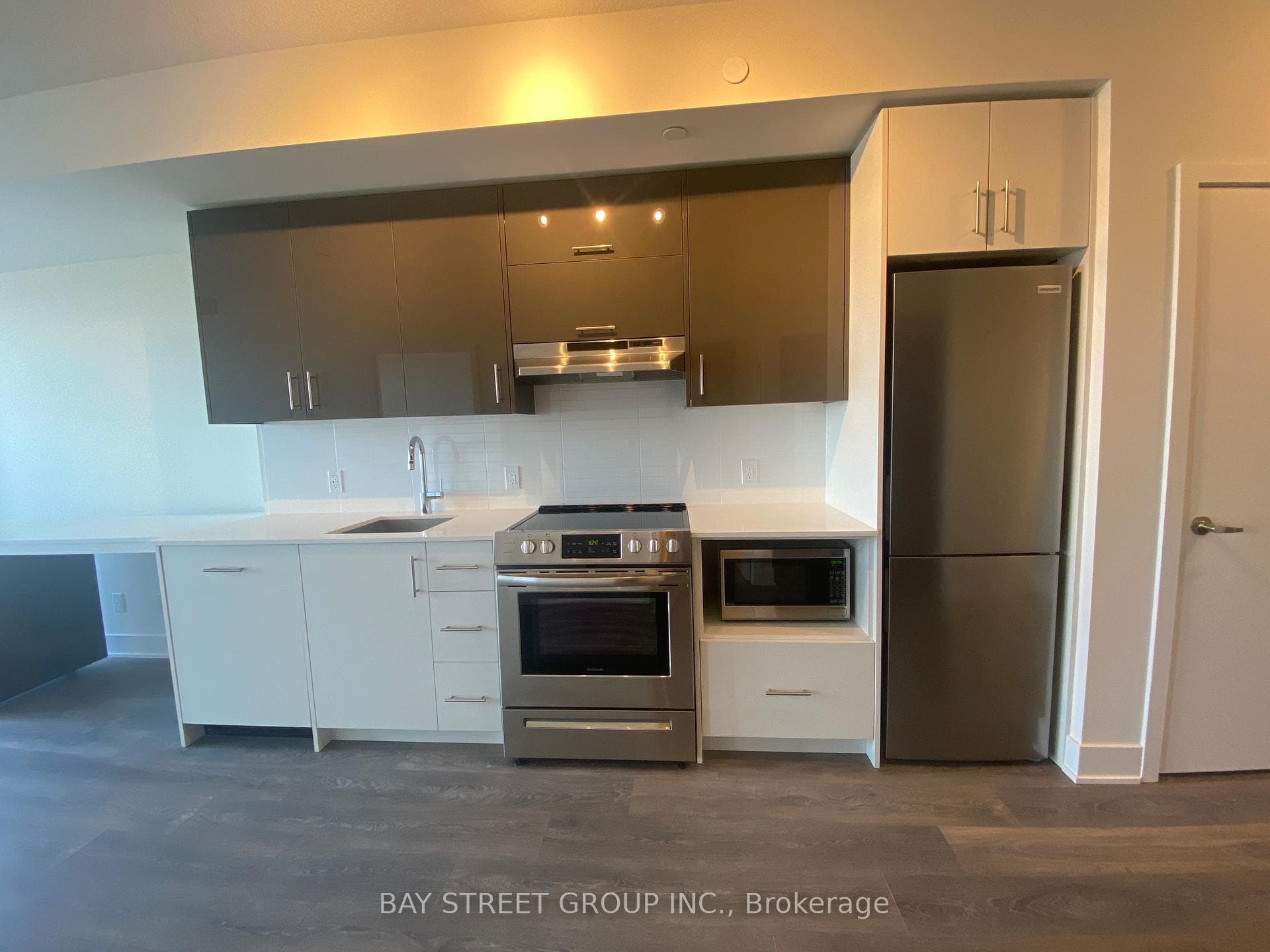 188 Fairview Mall Drive Unit 617 photo 8