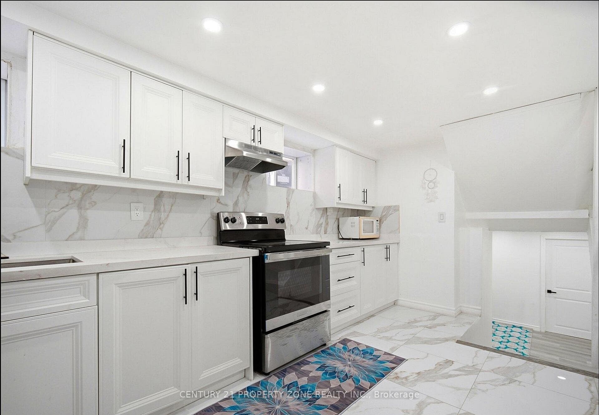 25 Abell Drive photo 5