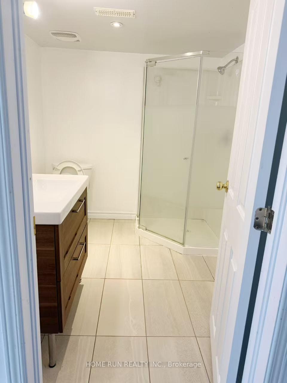 330 Applecross Crescent photo 29