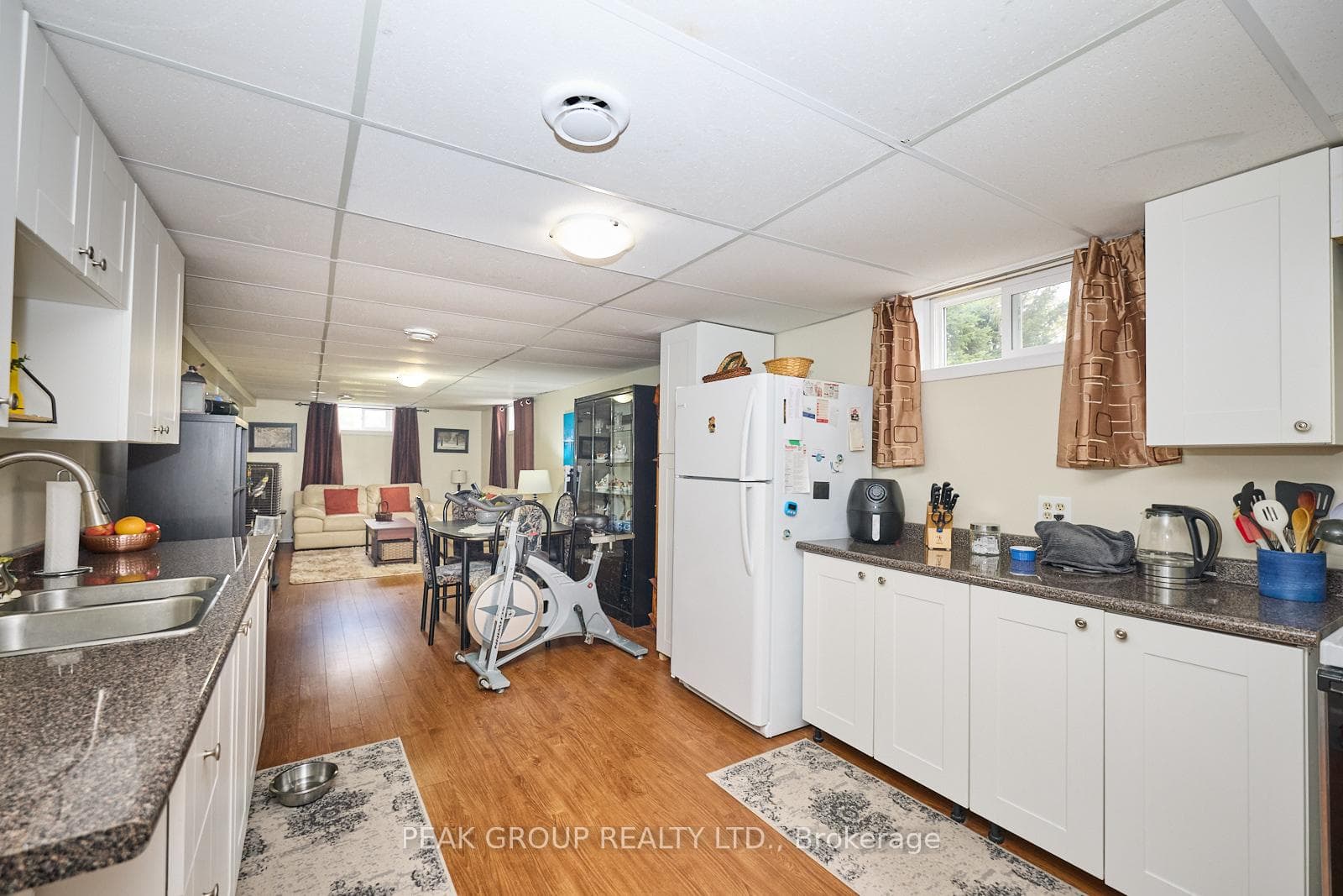 6456 Dorchester Road photo 34