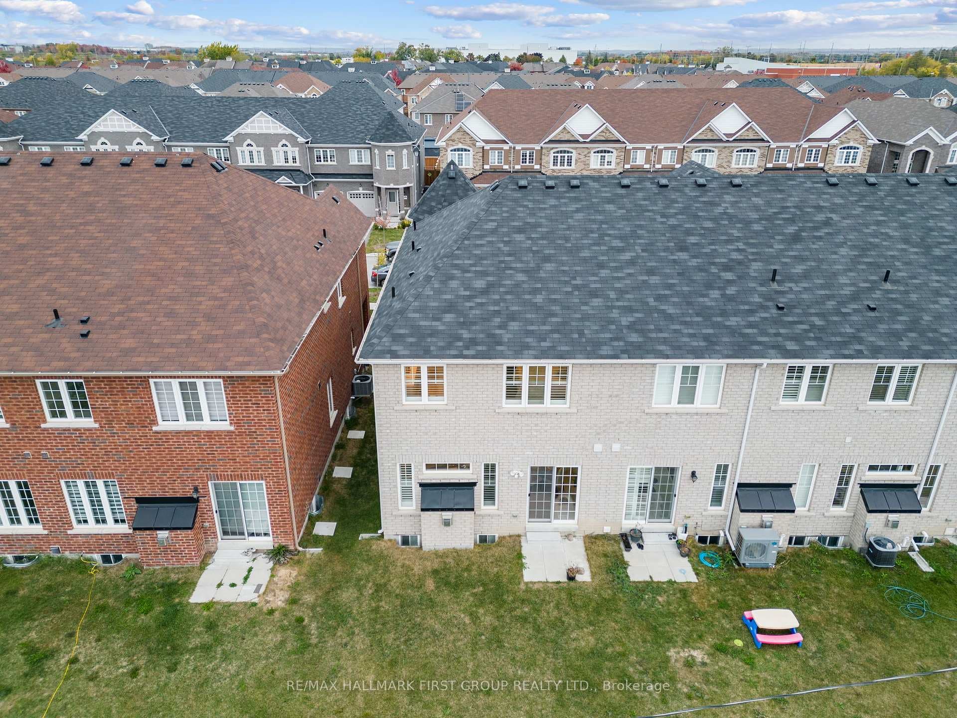 45 Jevons Drive photo 37