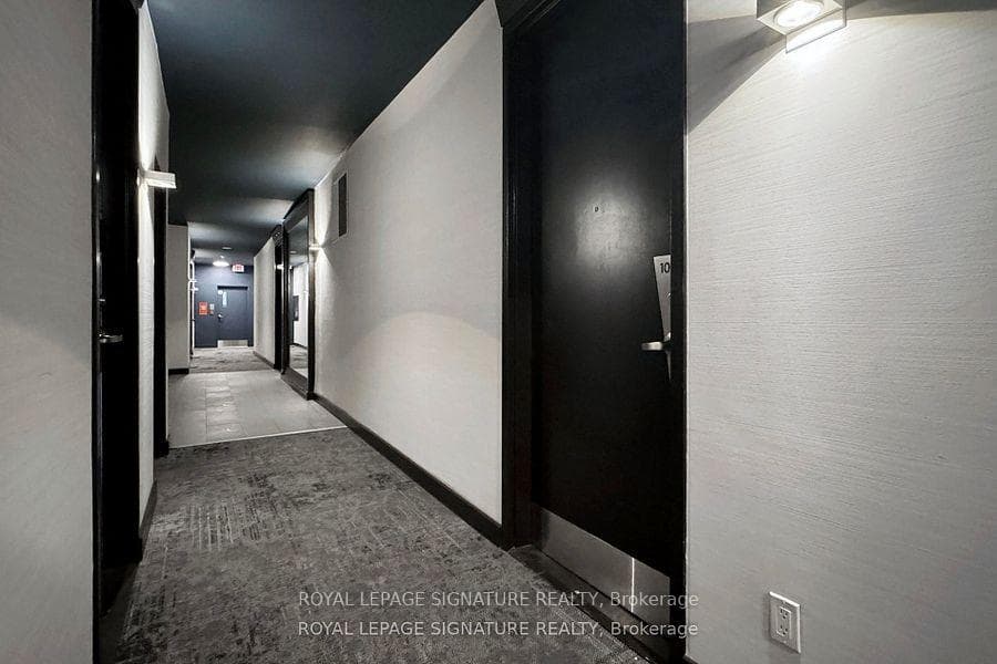 70 Alexander Street Unit 1004 photo 28