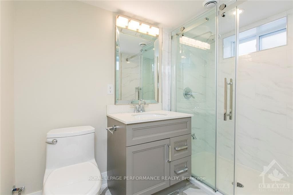22 WOLFF Street photo 26