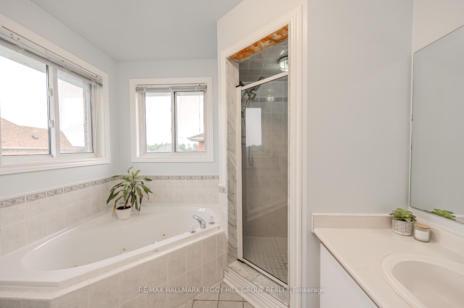 4 Whispering Pine Place photo 12
