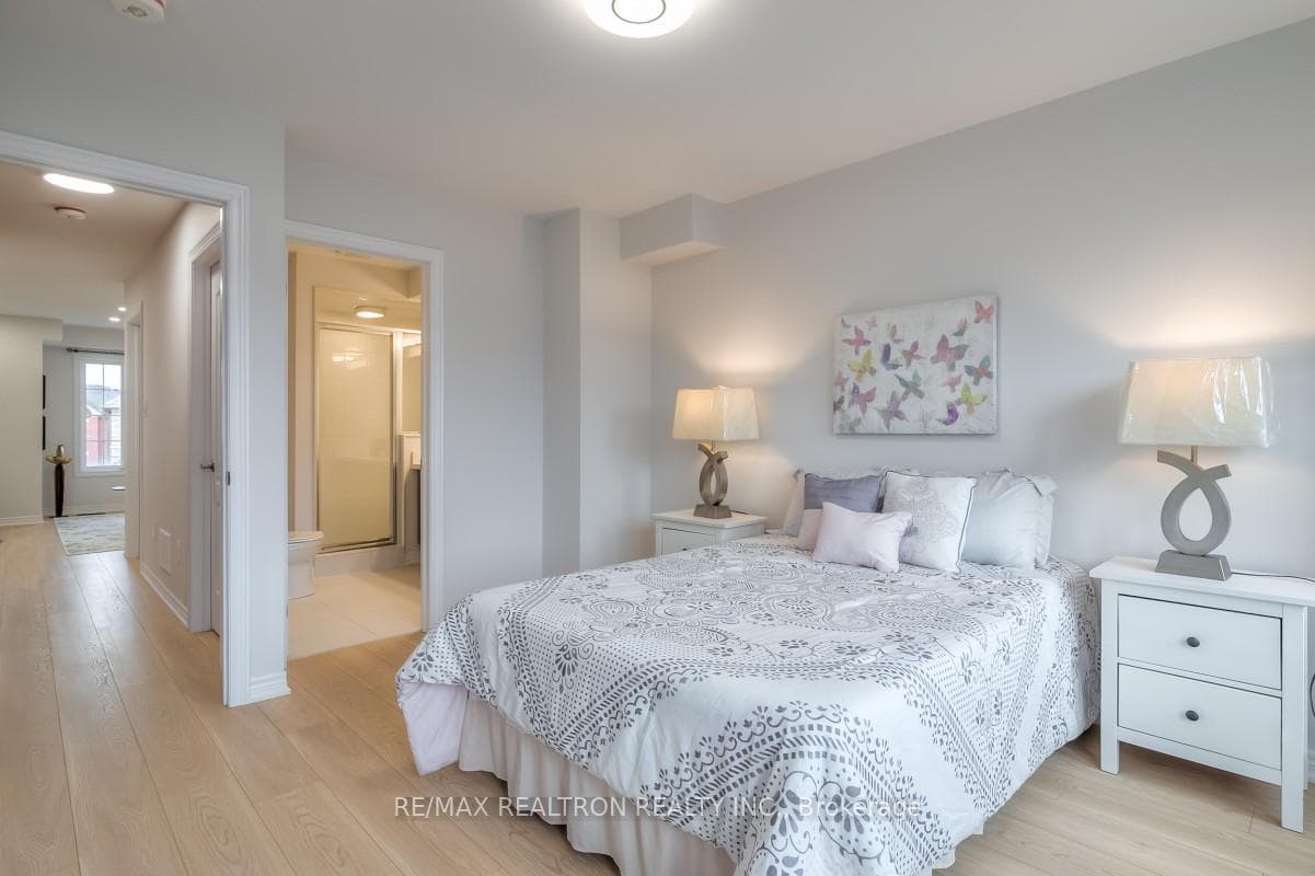 529 White's Hill Avenue photo 19