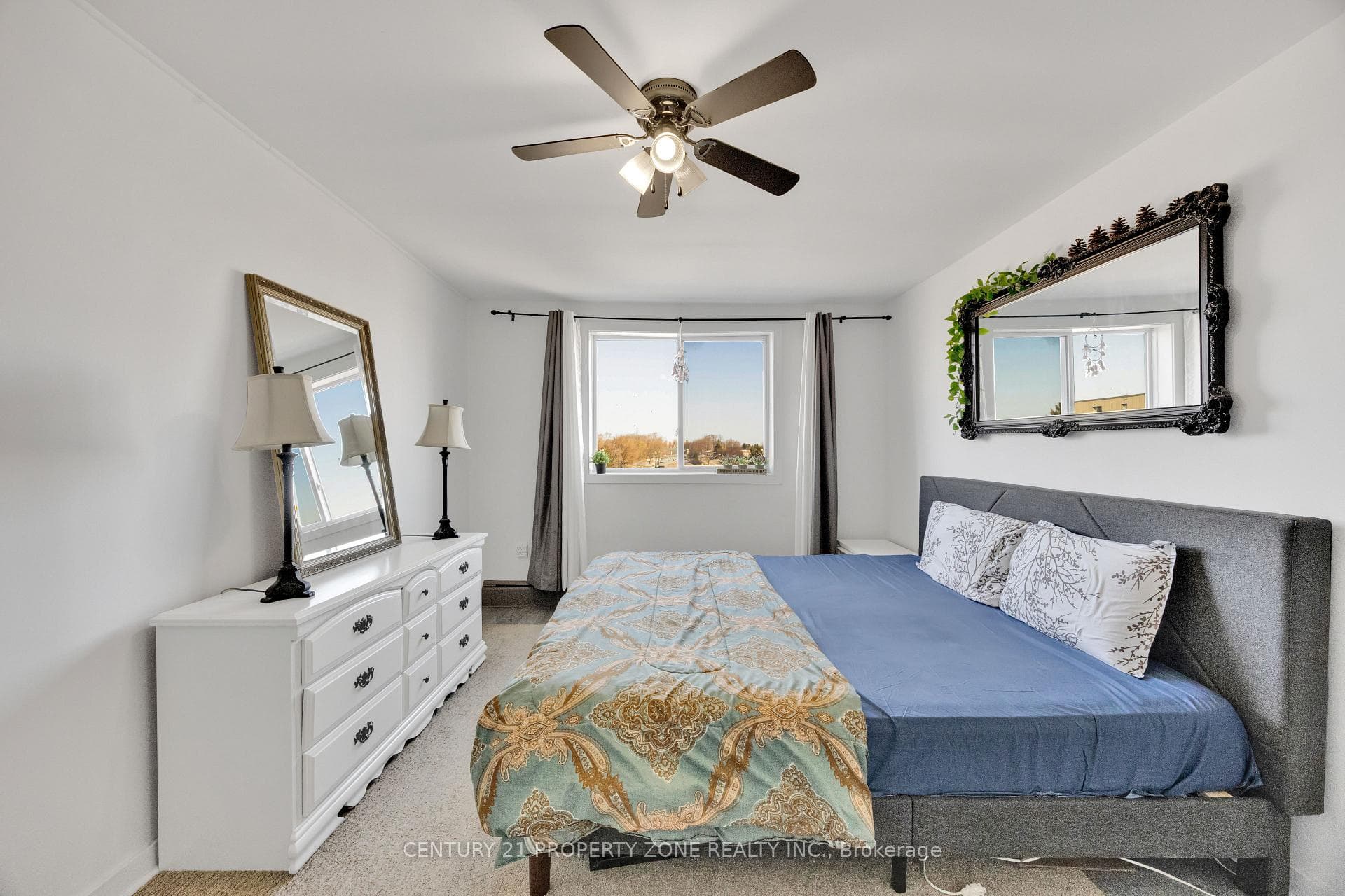 583 Mornington Avenue Unit 610 photo 25