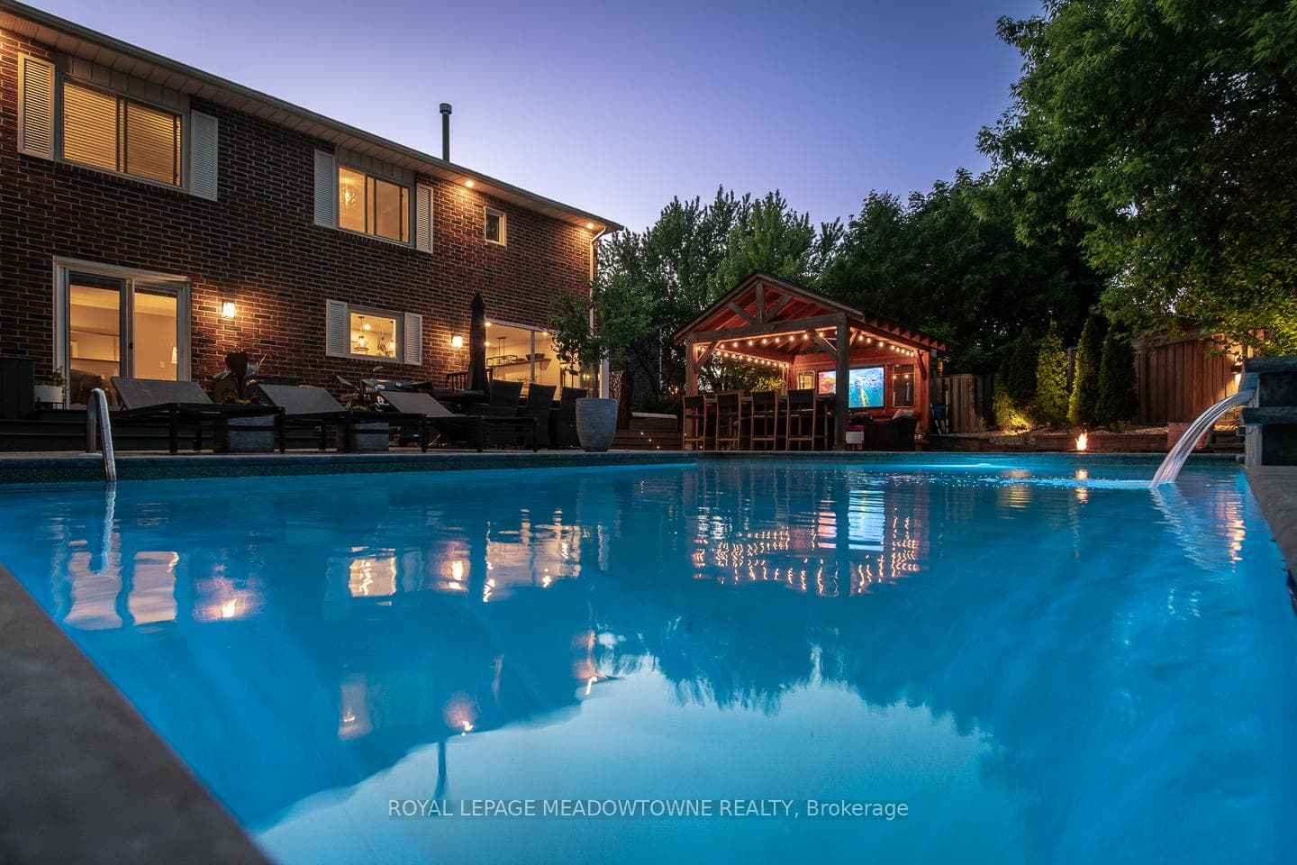624 Lyons Court photo 13