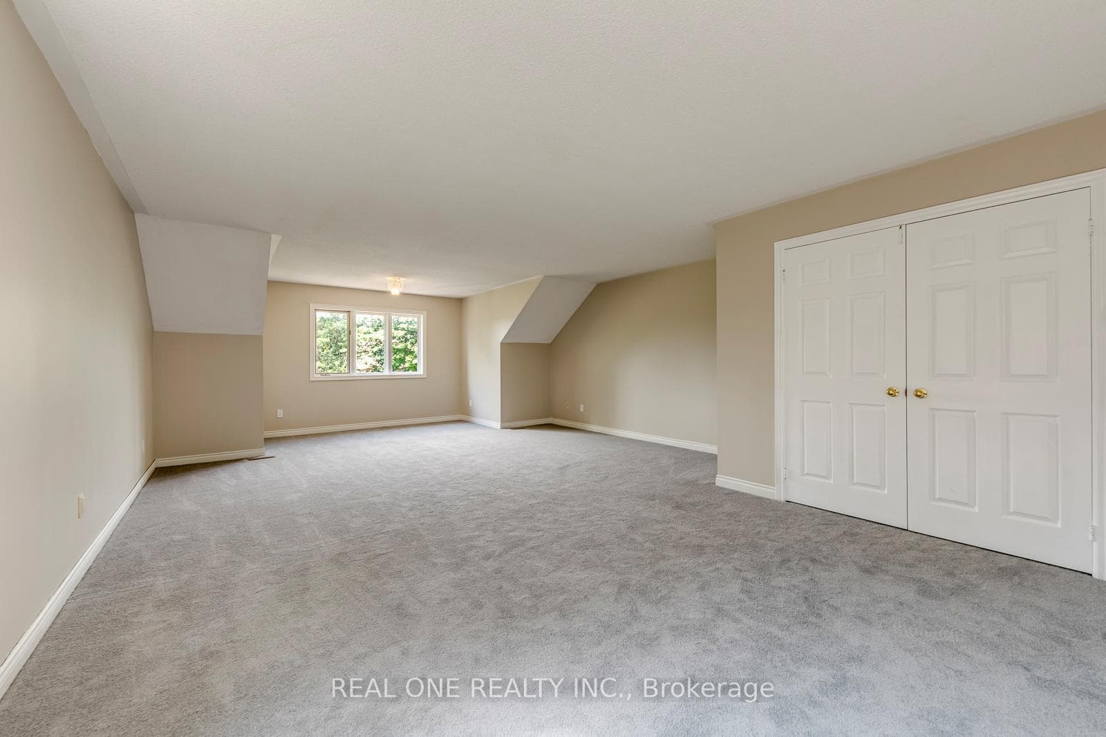 1443 Bayshire Drive photo 23