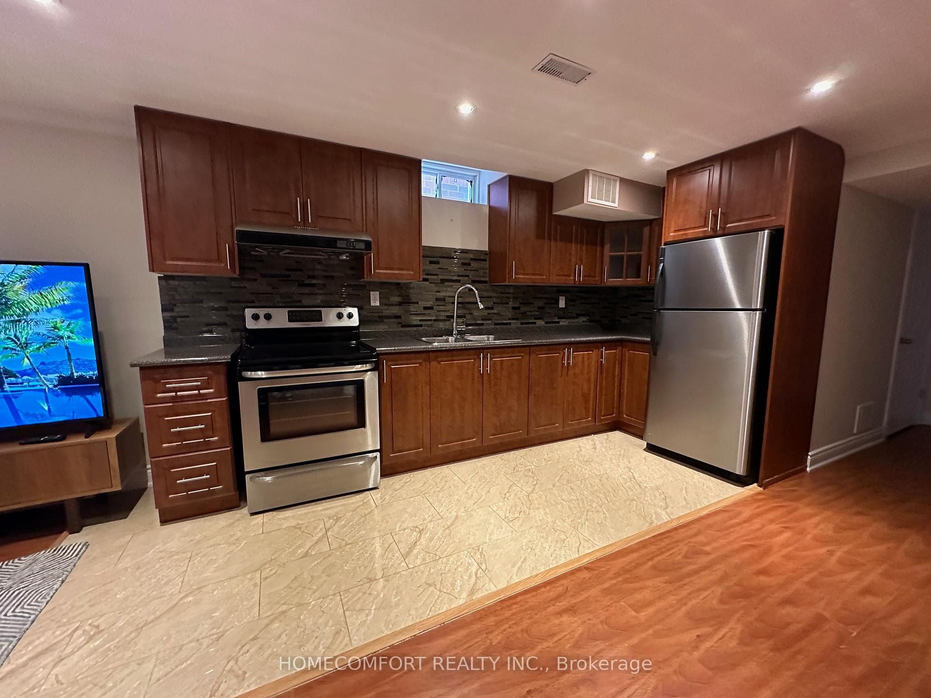 165 Edward Jeffreys Avenue photo 2