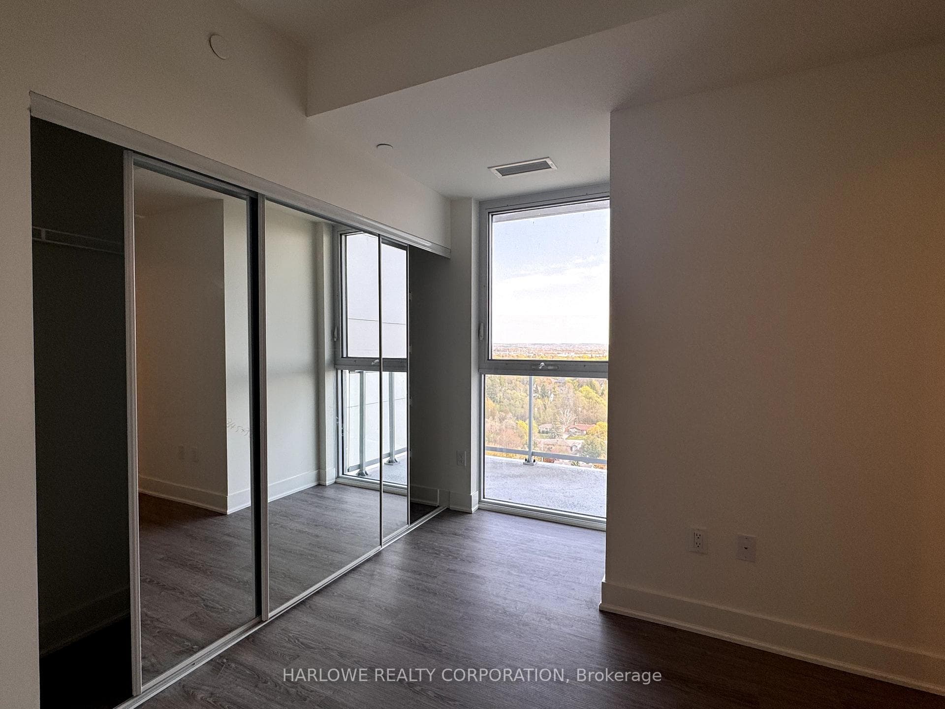 185 Deerfield Road Unit 1403 photo 18