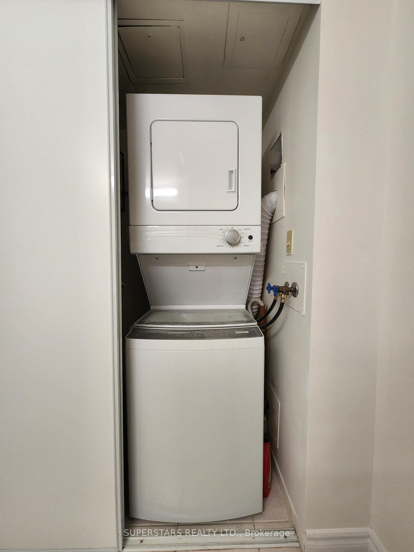 150 Alton Towers Circle Unit 813 photo 18