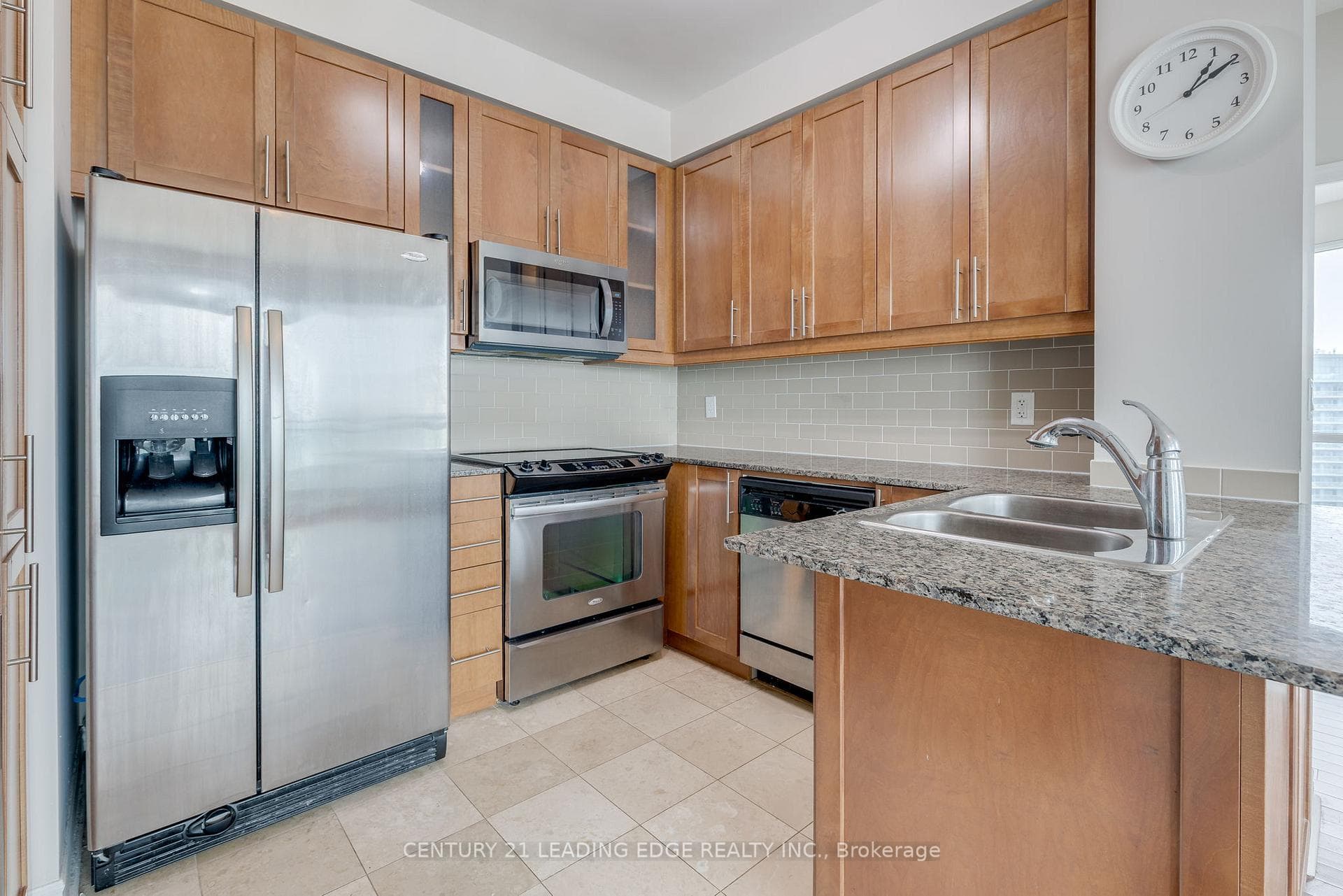 18 Holmes Avenue Unit 2210 photo 2