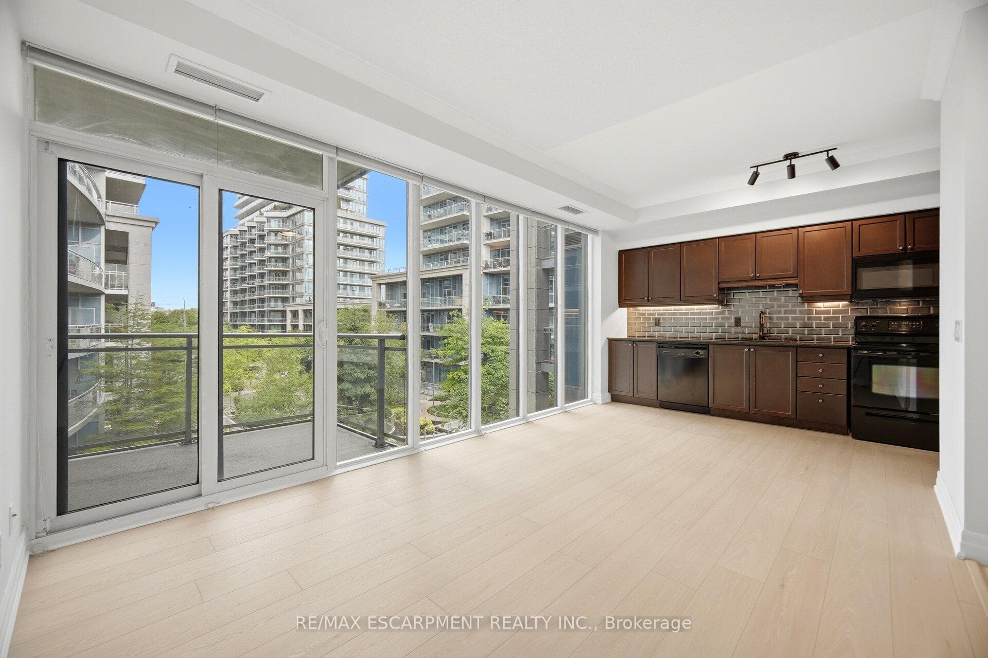 58 Marine Parade Drive Unit 330 photo 18