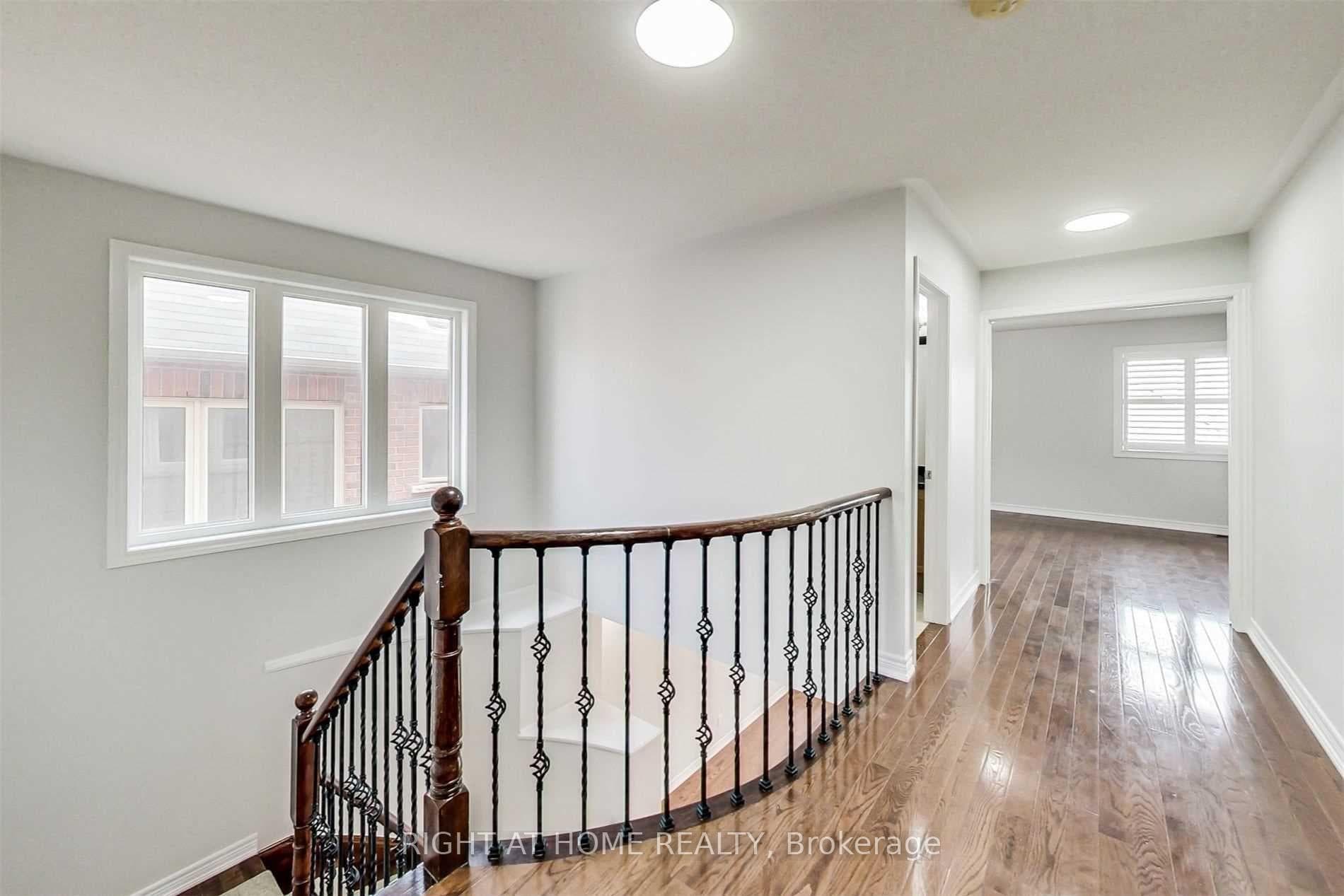11 Beth Avenue photo 16