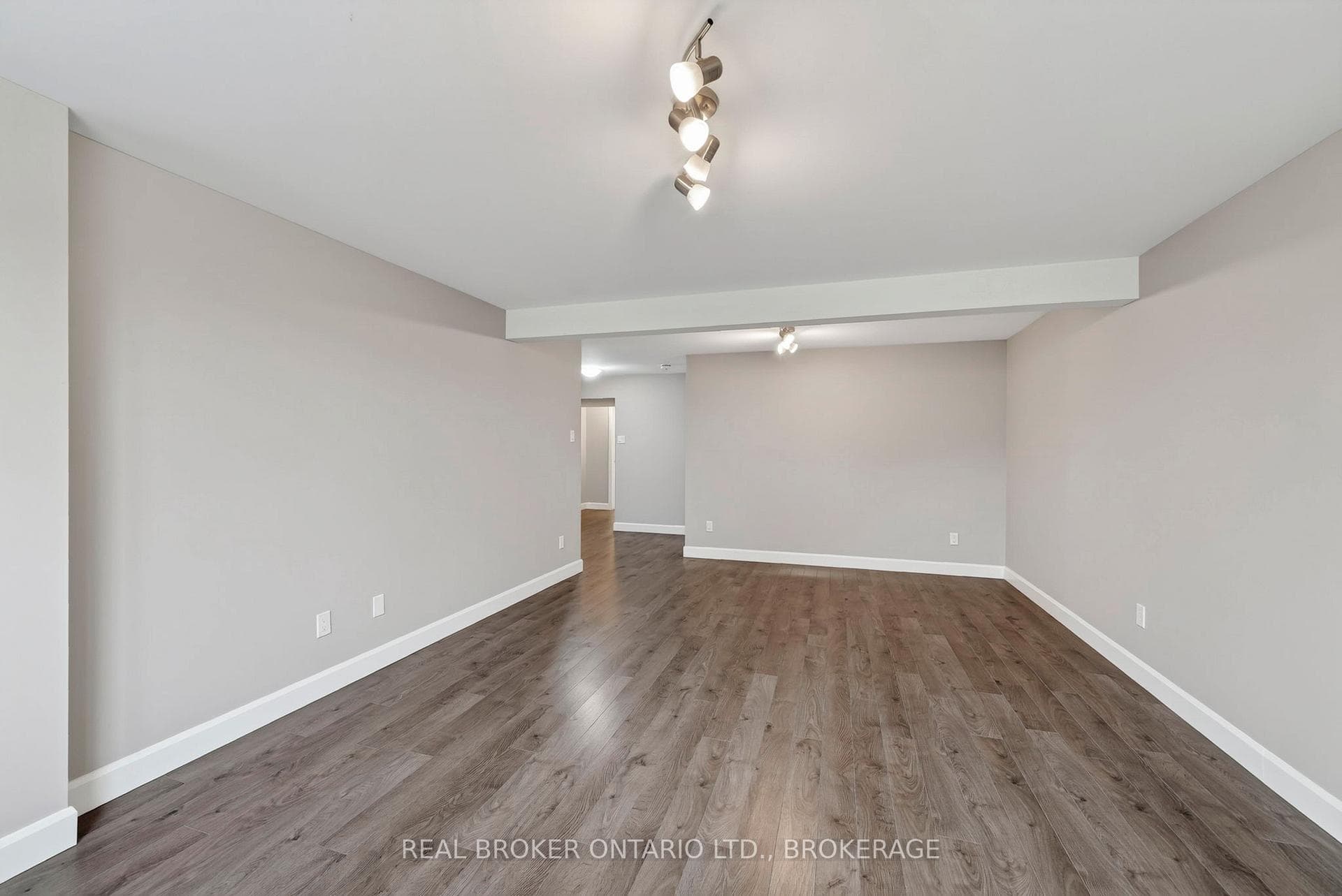 2199 Burke Avenue photo 30