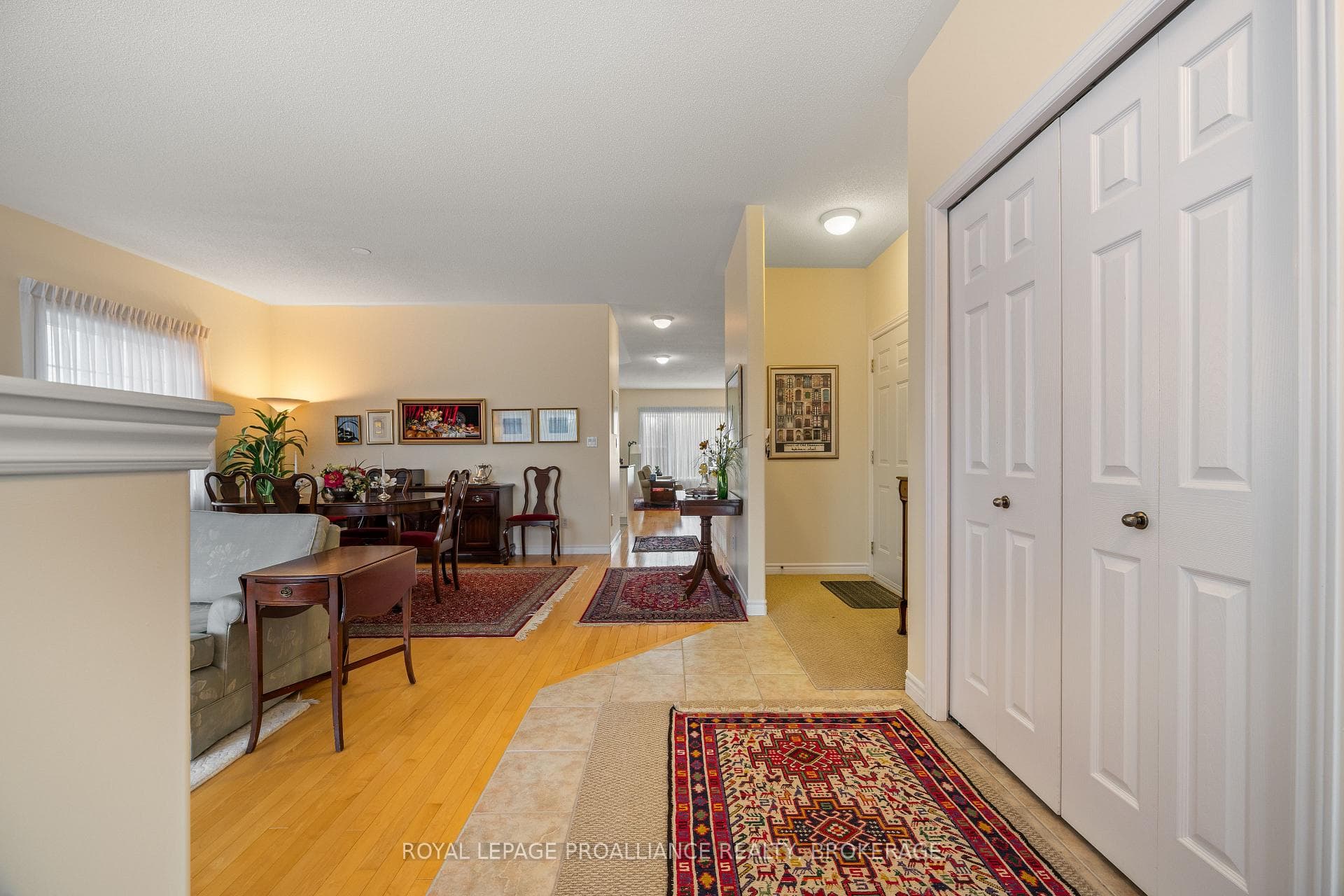 267 Honeywood Avenue photo 5