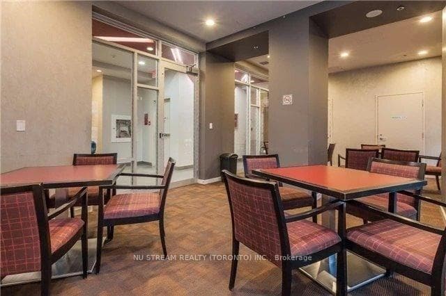 70 Town Centre Court Unit 1109 photo 11