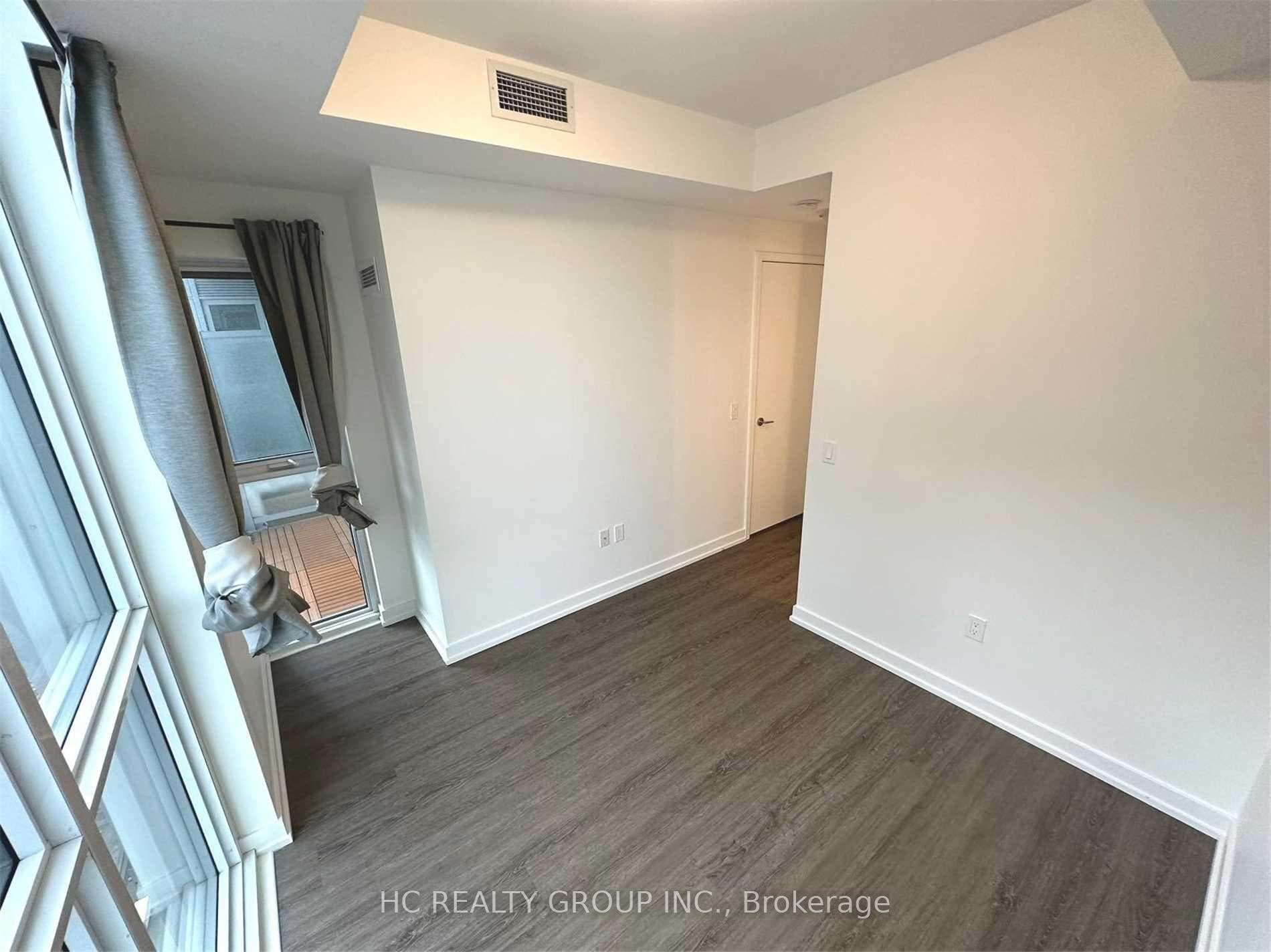 1 Yorkville Avenue Unit 4812 photo 11