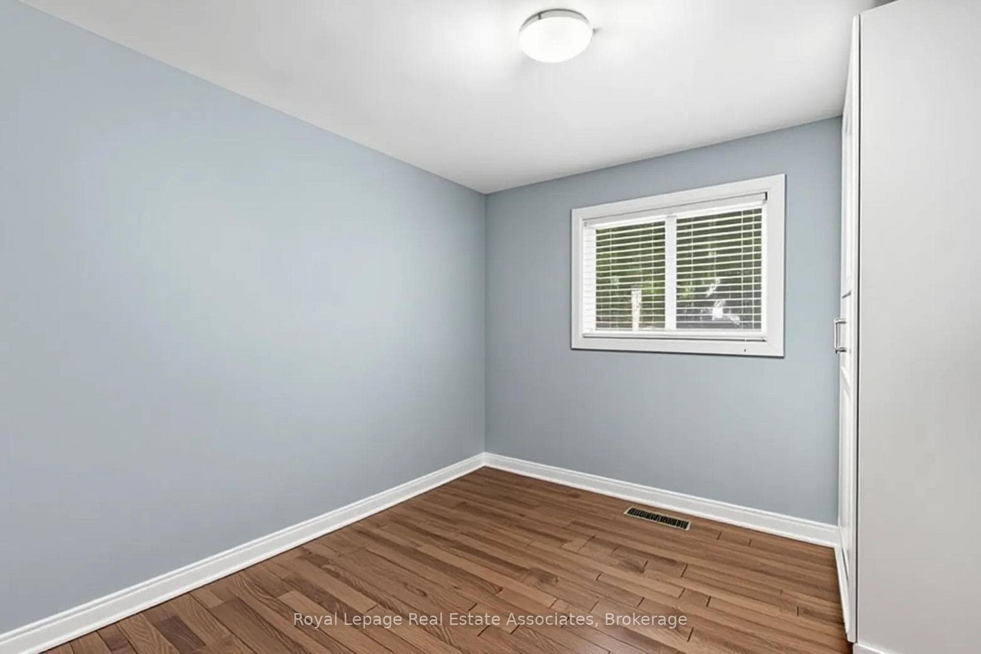 54 Frederick Street photo 15