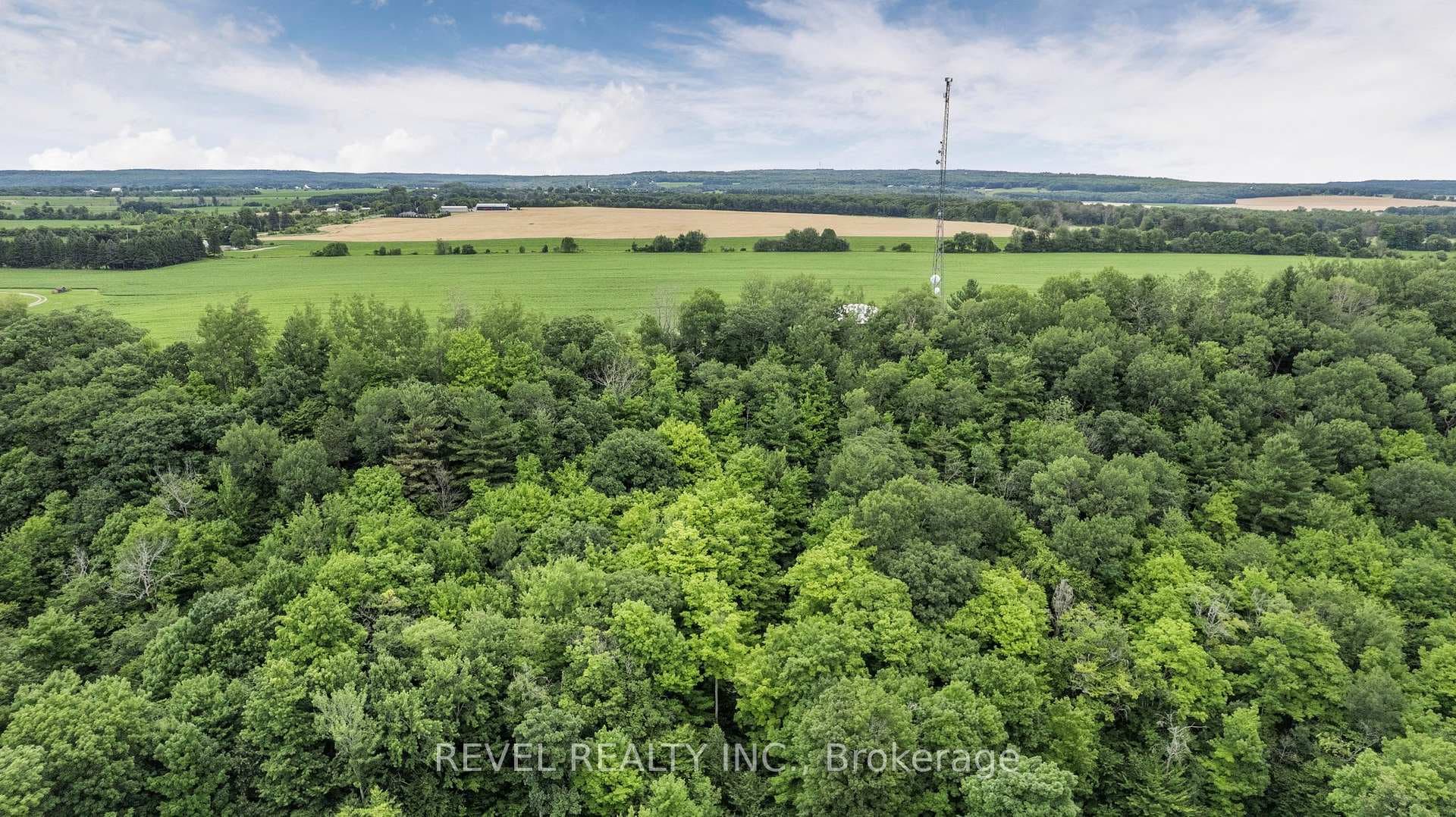 114 Desroches Trail photo 23