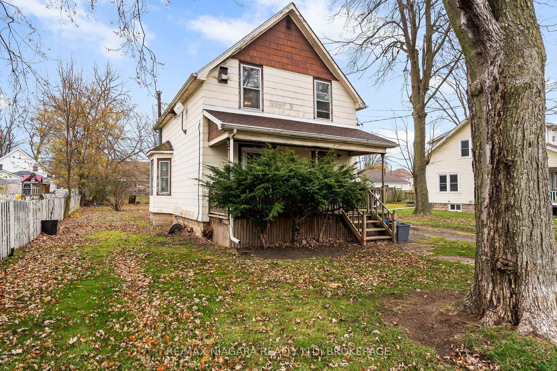 249 Mellanby Avenue photo 3