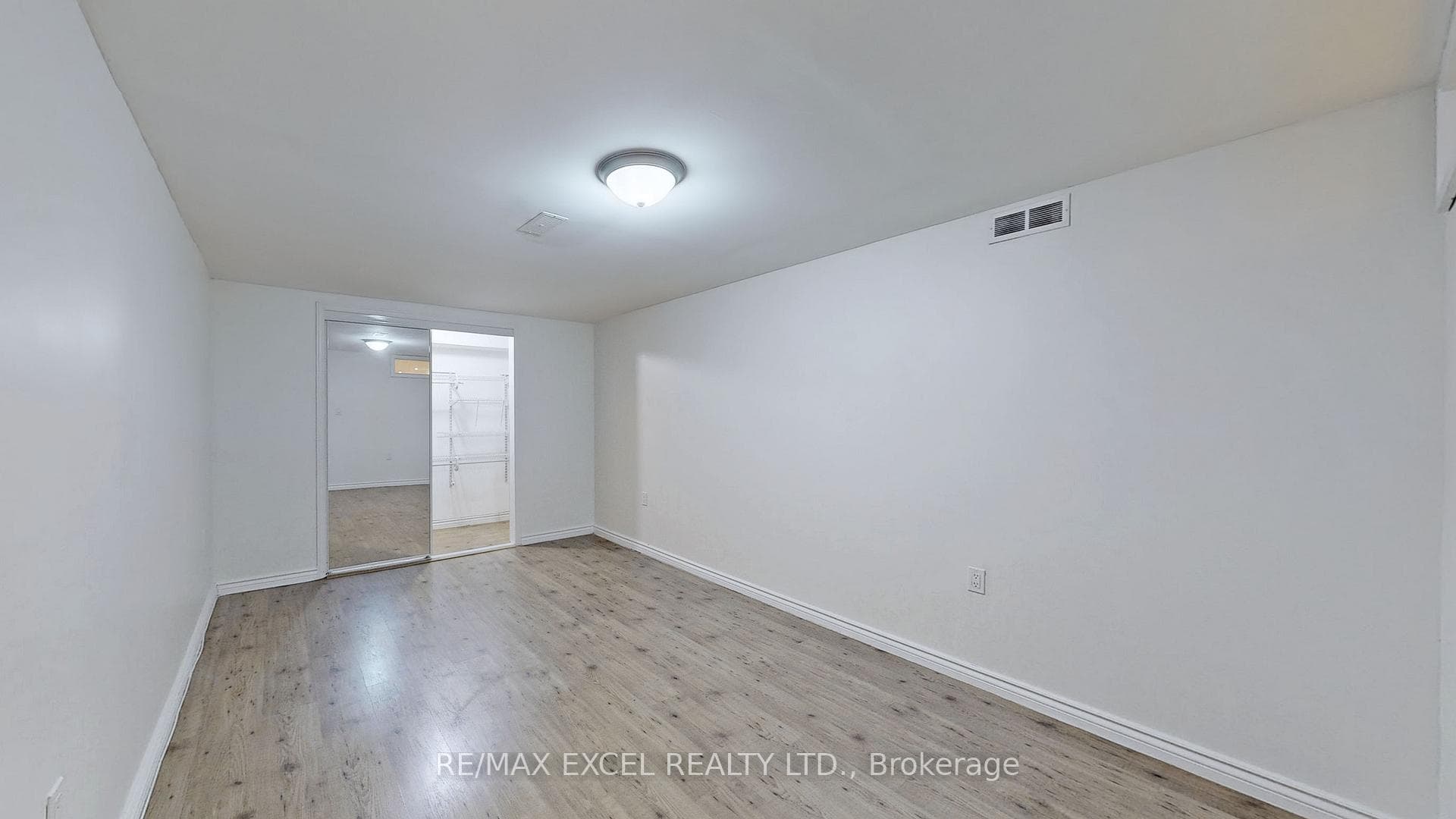 40 Pickett Crescent Unit BSMT photo 13