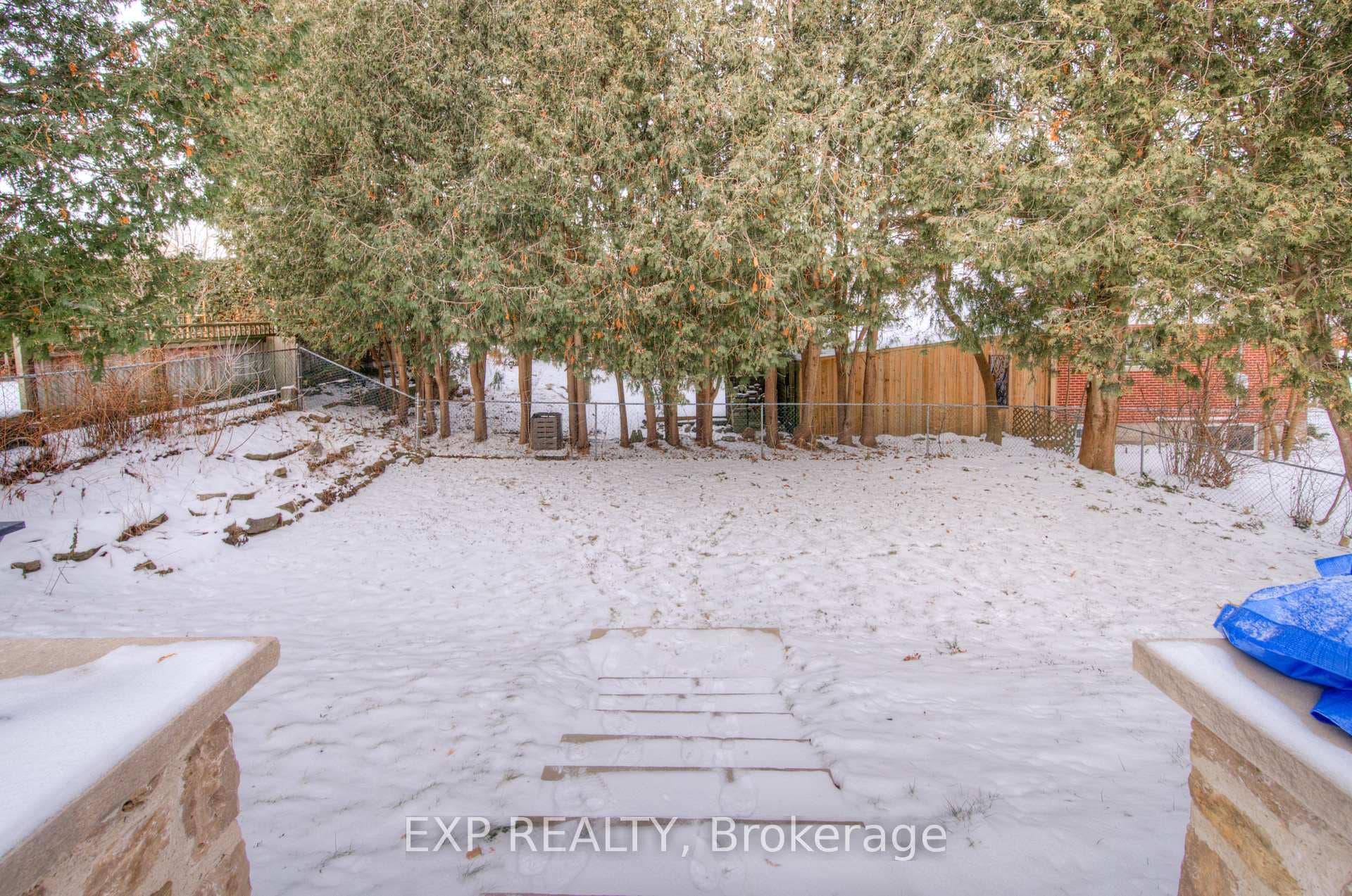 24 Bennett Avenue photo 34