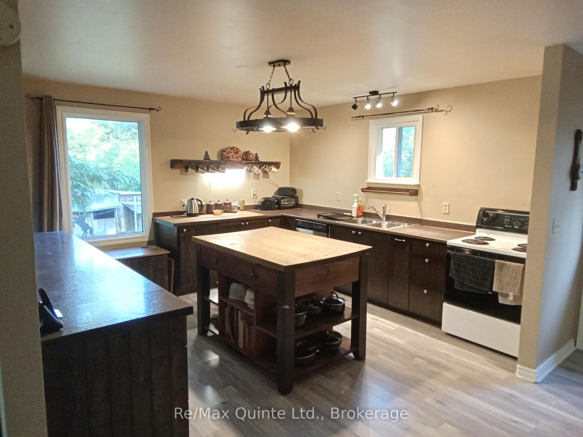 690 Potter Settlement Road photo 16
